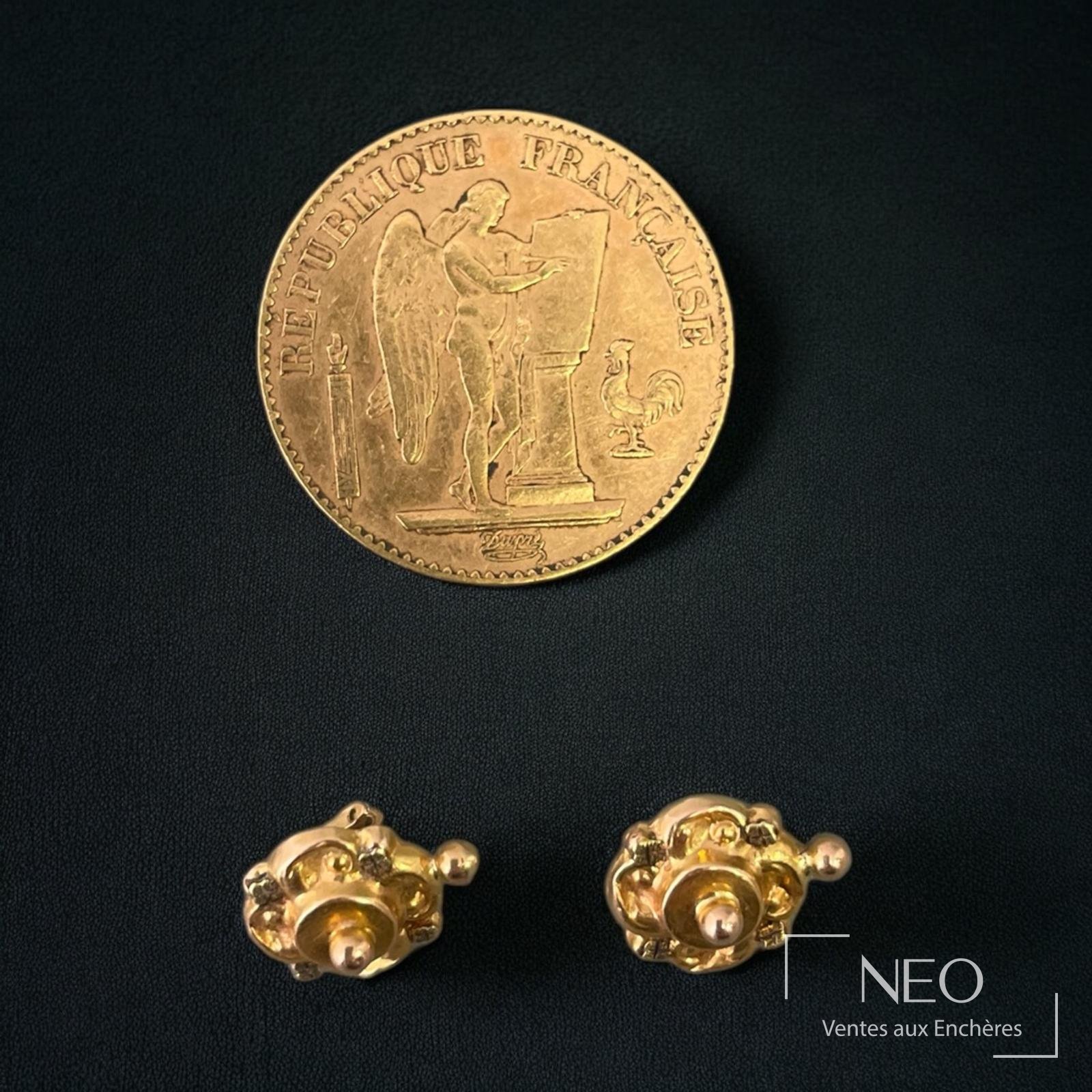 20 francs Génie ailé 1890 et paire de puces d’oreilles en or jaune