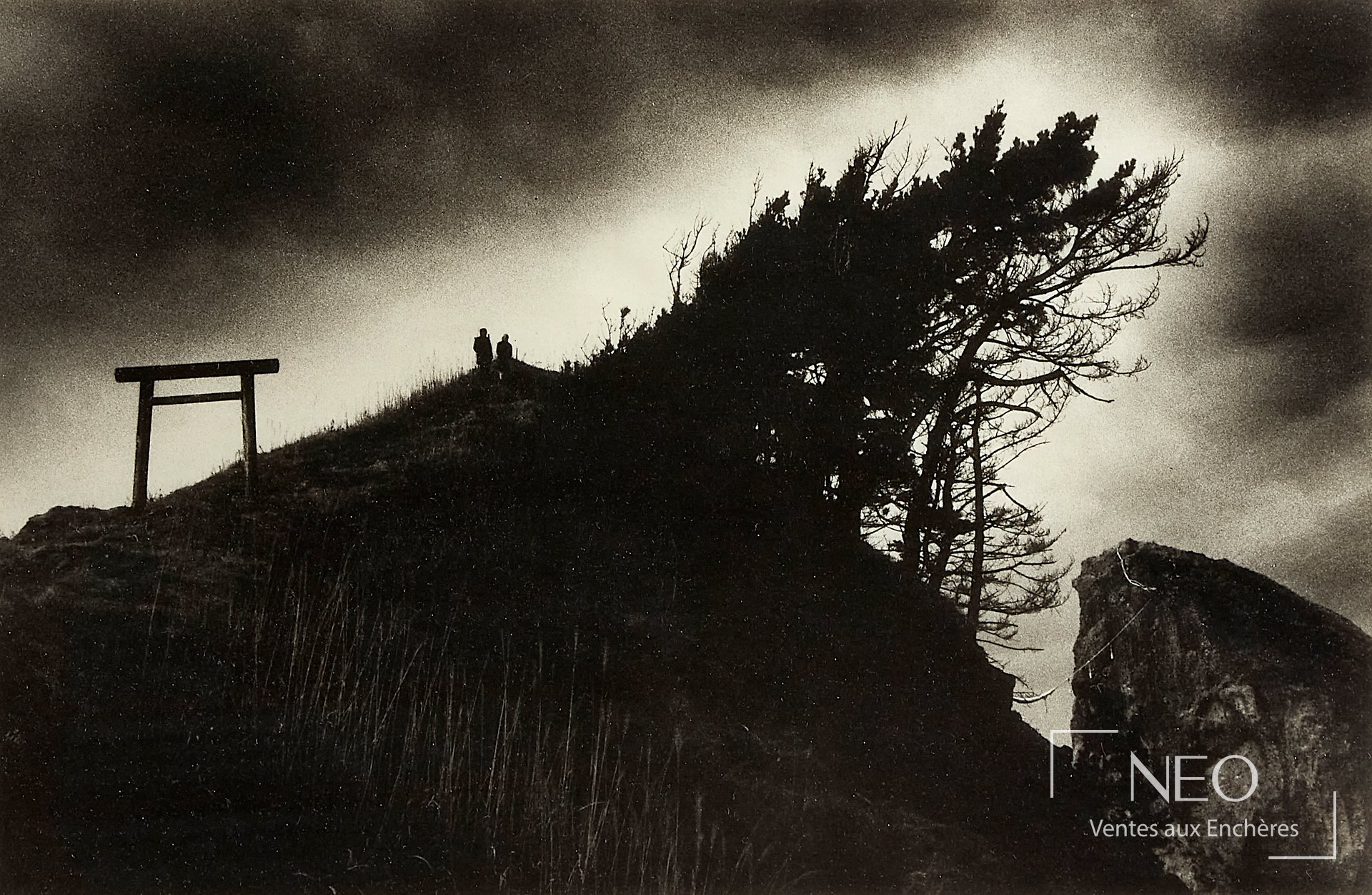 Akiko Takizawa Trii on the cliff, colotype, série Headland