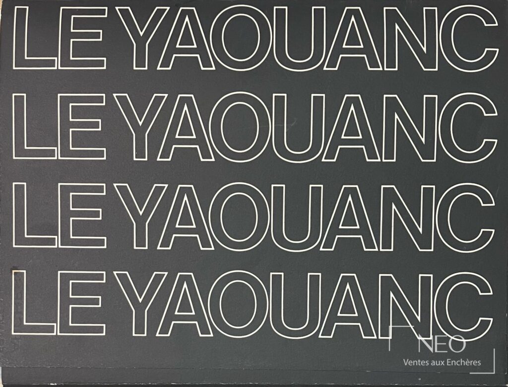 Couverture du catalogue Le Yaouanc avec le titre répété en grandes lettres blanches sur fond noir