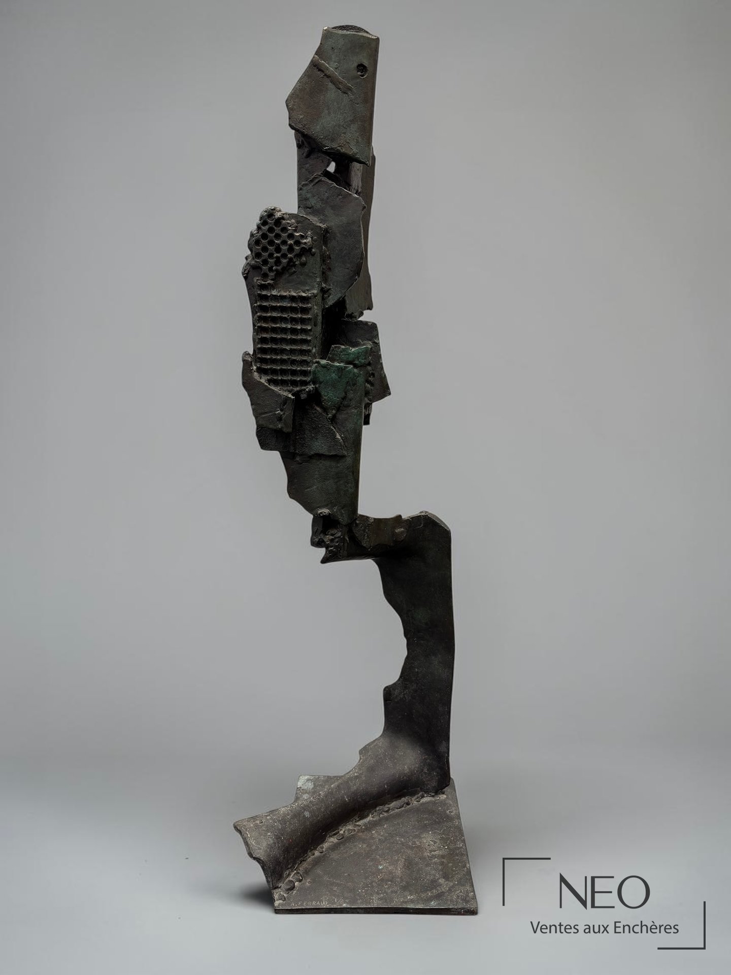 Albert Féraud, composition abstraite en bronze patiné vert