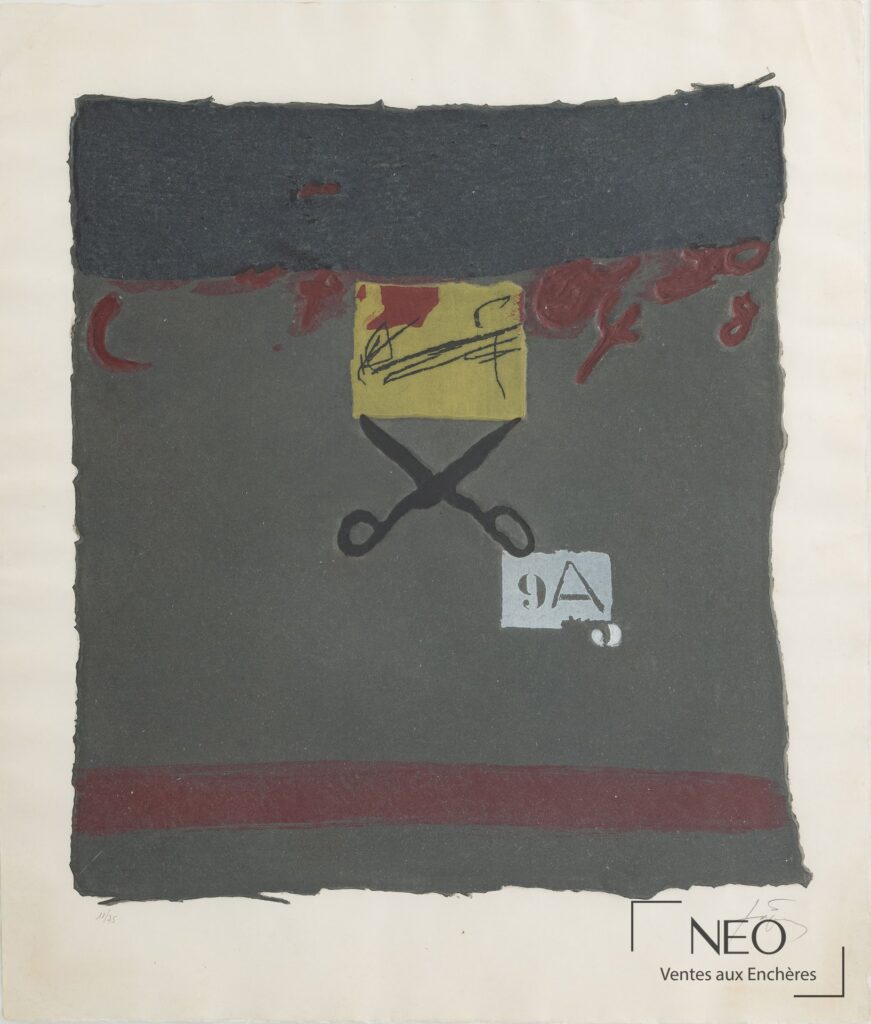 Estampe en couleurs d'Antoni TAPIES montrant un fond sombre