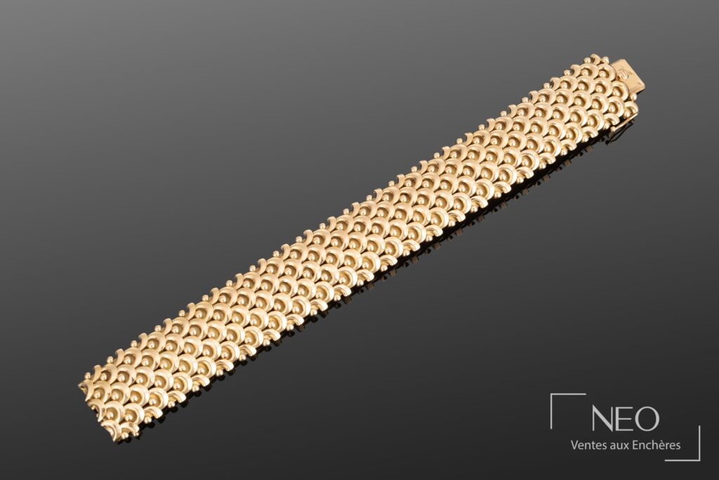 Bracelet en or jaune articulé