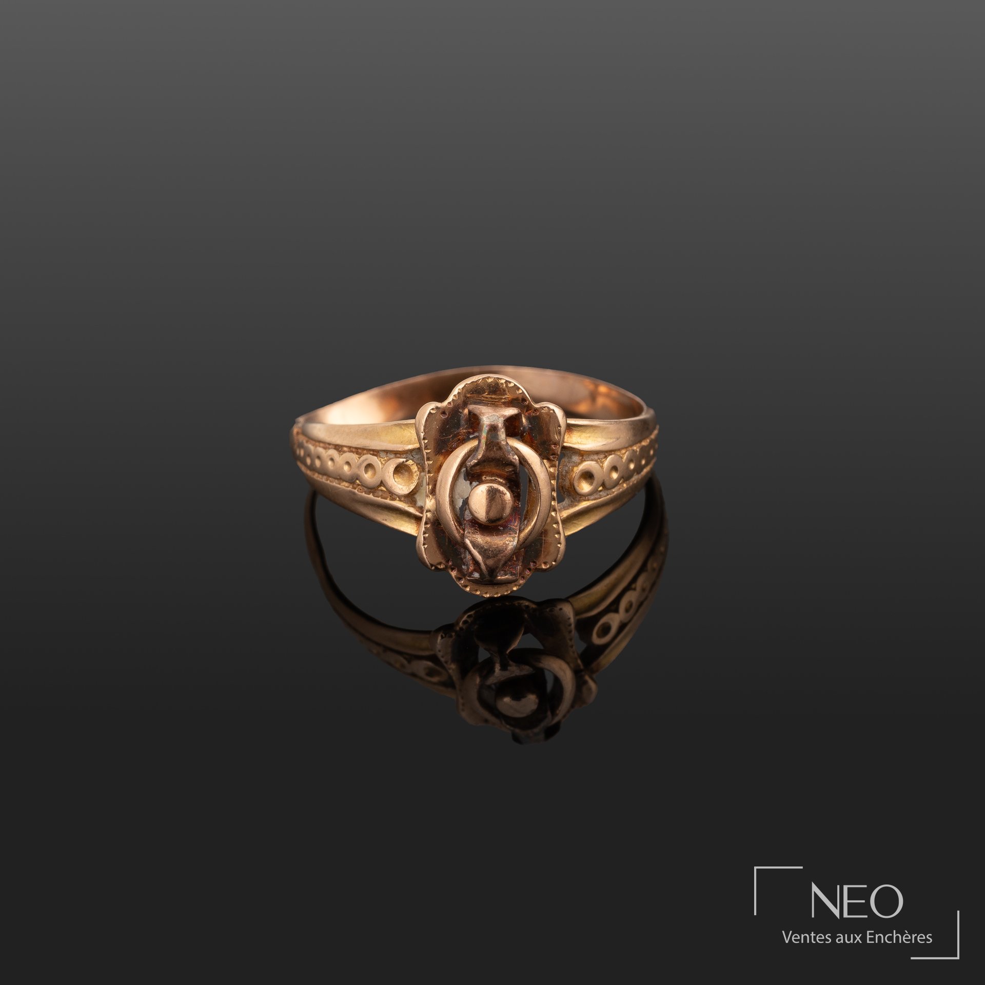 Bague en or rose 18K à décor géométrique