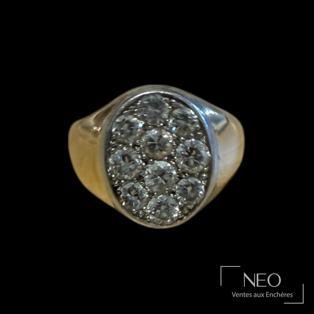 Bague en or jaune et platine vue de face