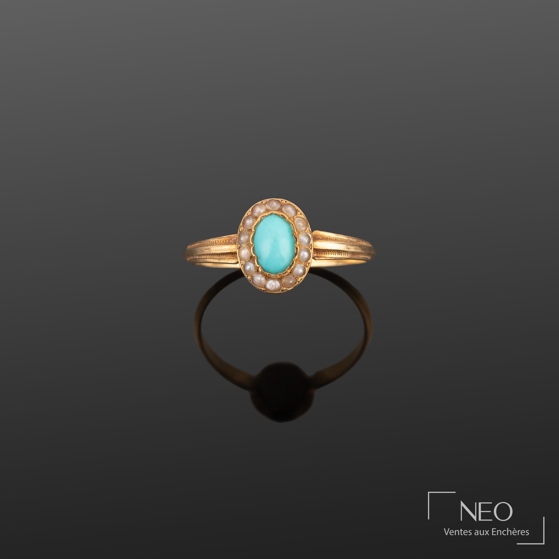 Bague en or jaune 18K, turquoise et semences de perles