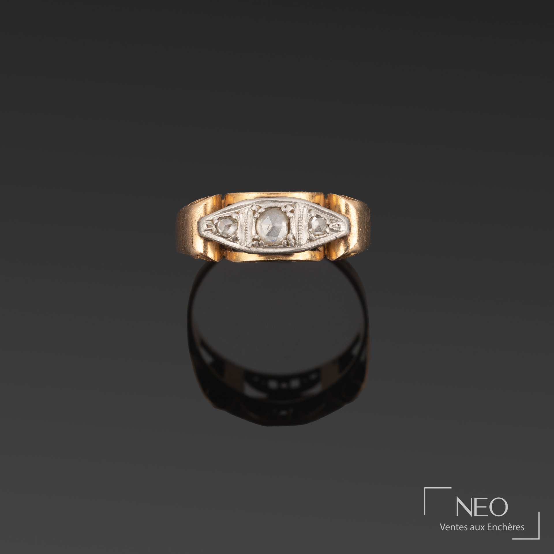 Bague en or jaune et platine vue de face