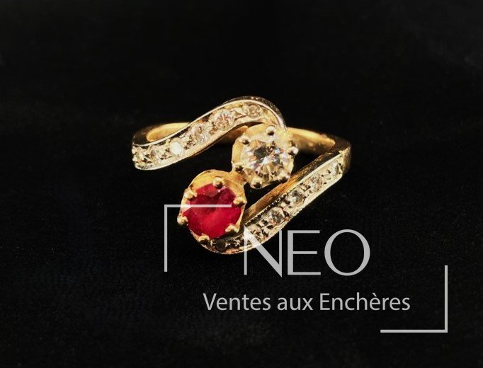 Bague toi et moi en or jaune 18 carats, grenat et diamant