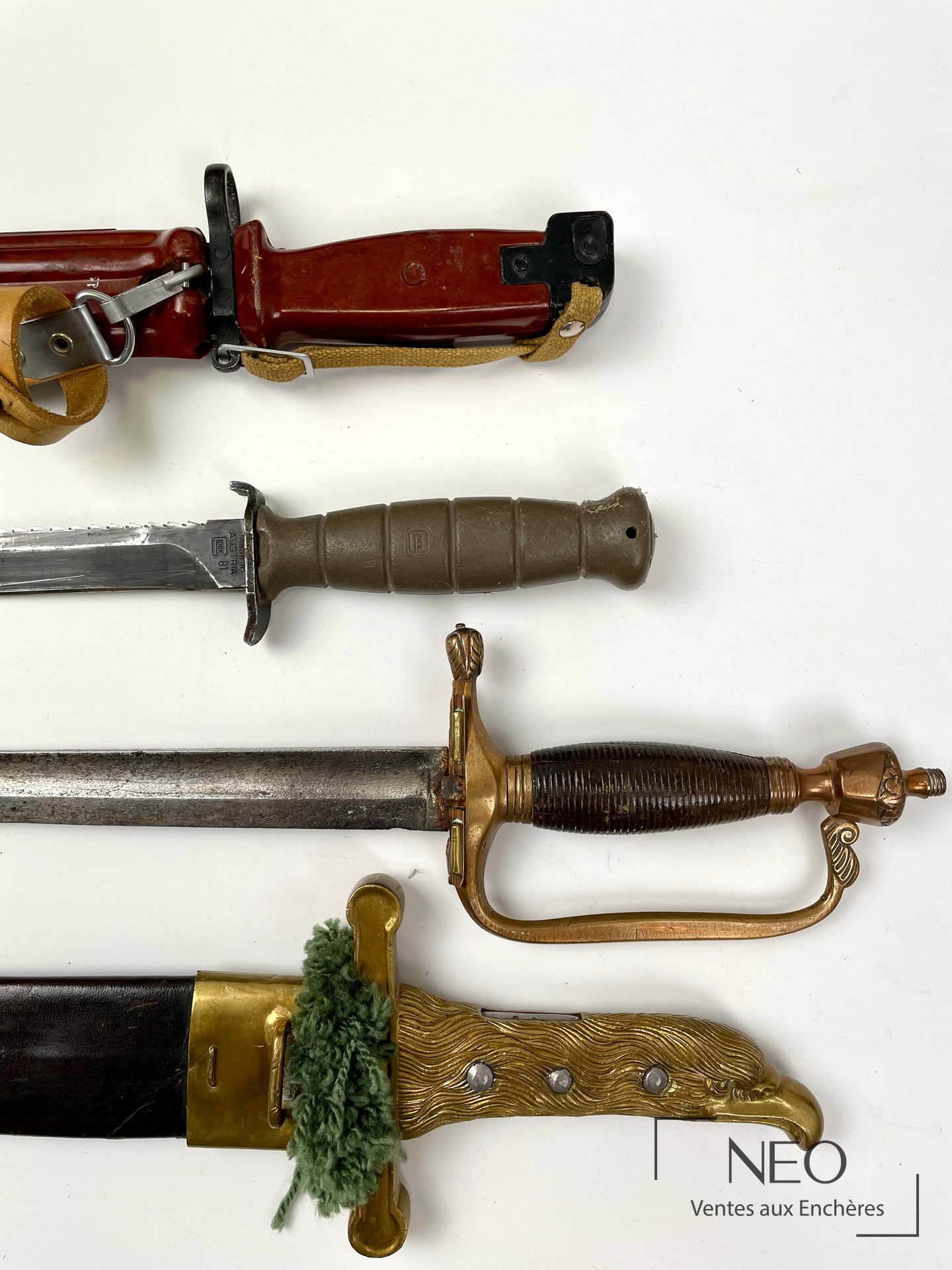 Baïonnettes modernes, glaive d’artillerie et épée prussienne transformée