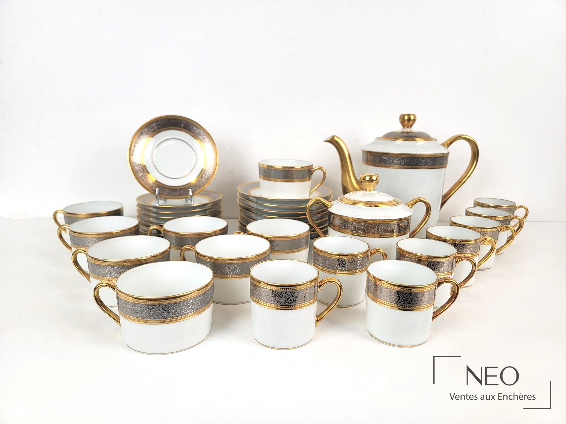 Bernardaud Limoges France Service à thé ou café modèle Vulcain
