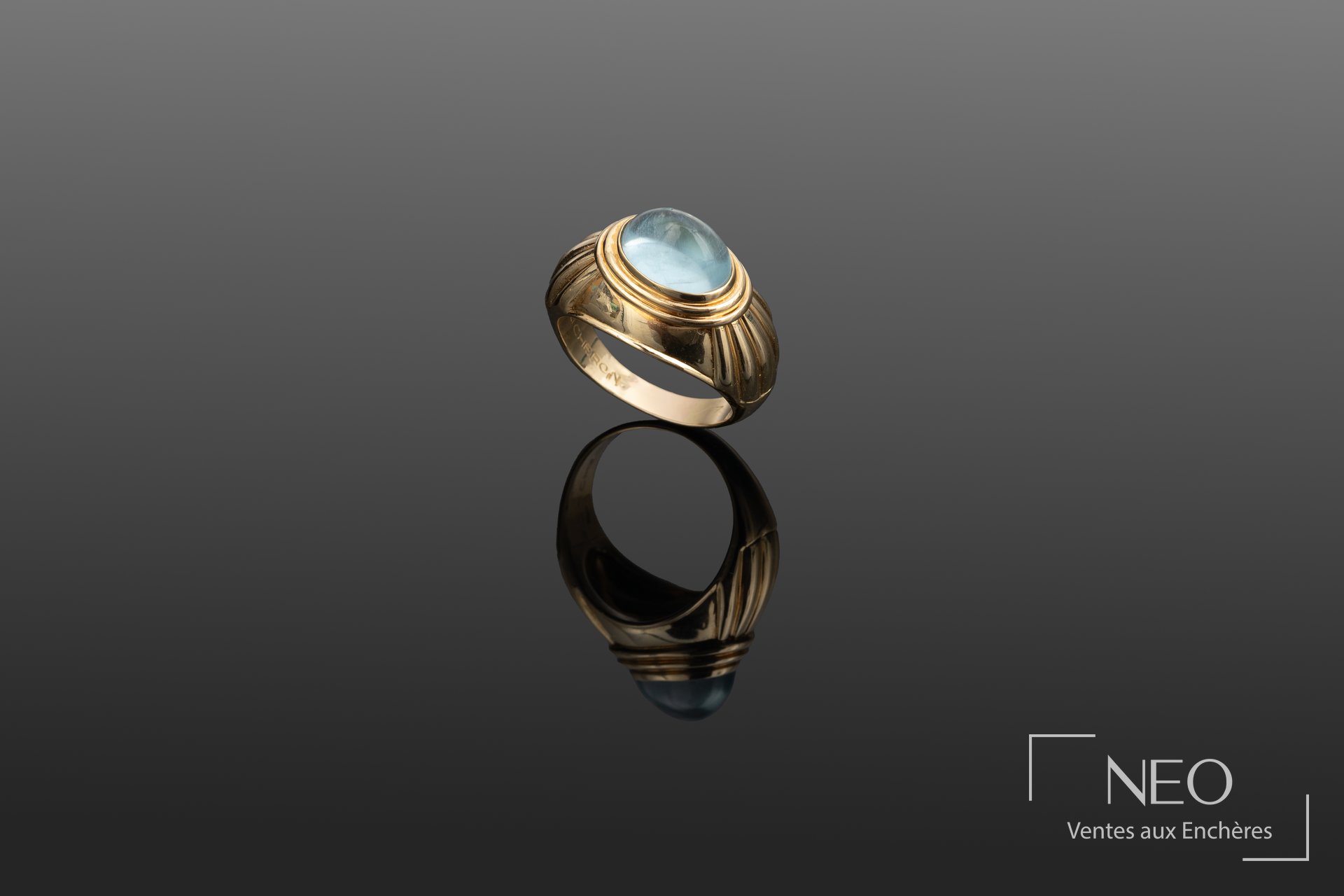 Boucheron bague modèle Jaïpur en or jaune 18 carats et aigue marine