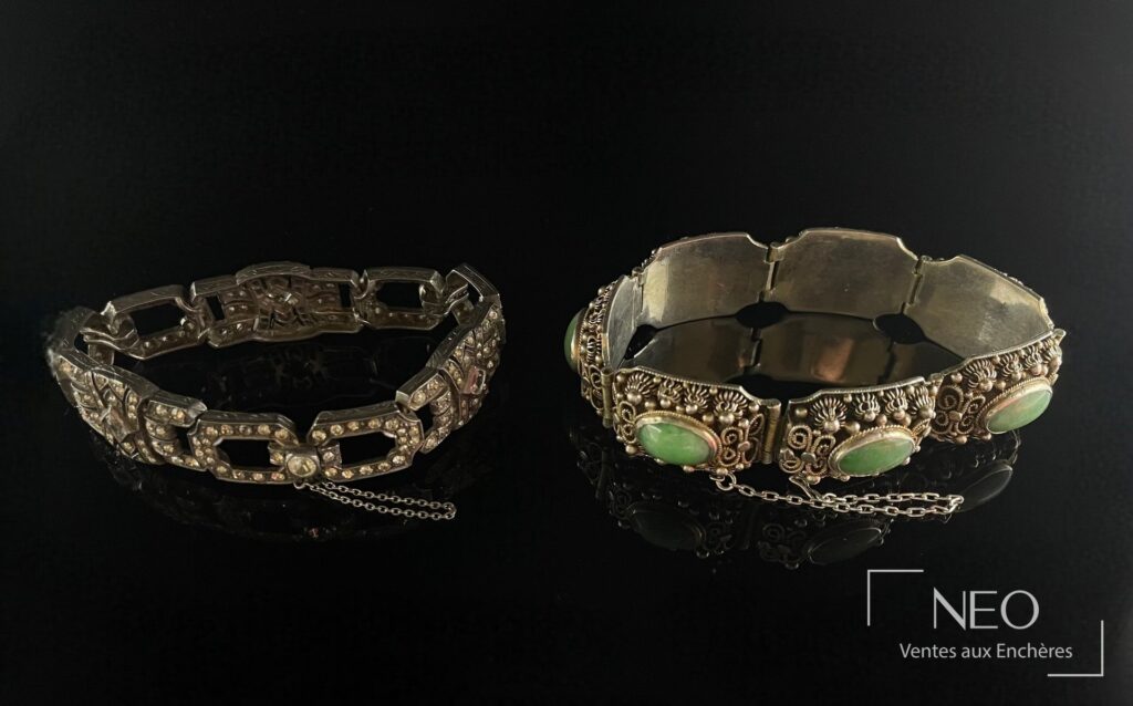 Deux bracelets en argent