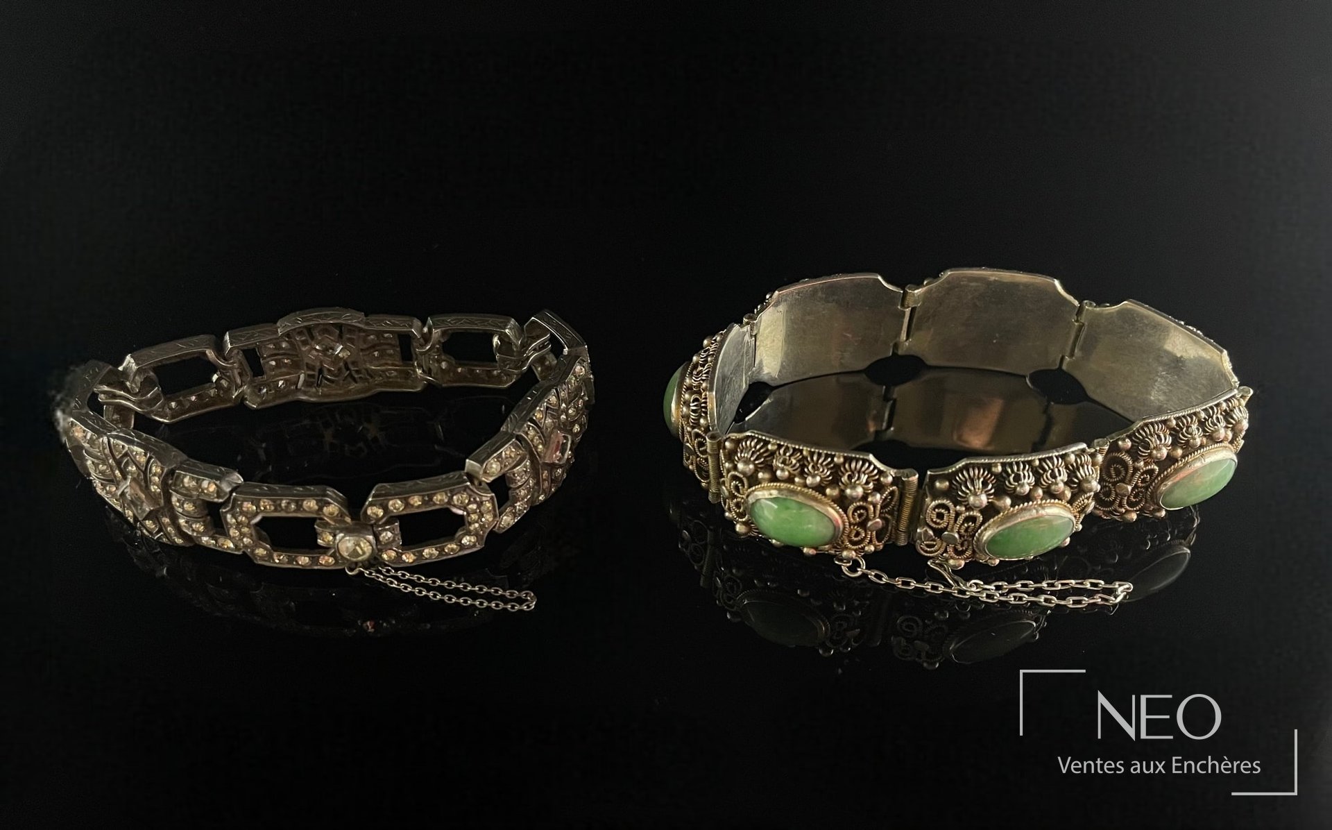 Deux bracelets en argent