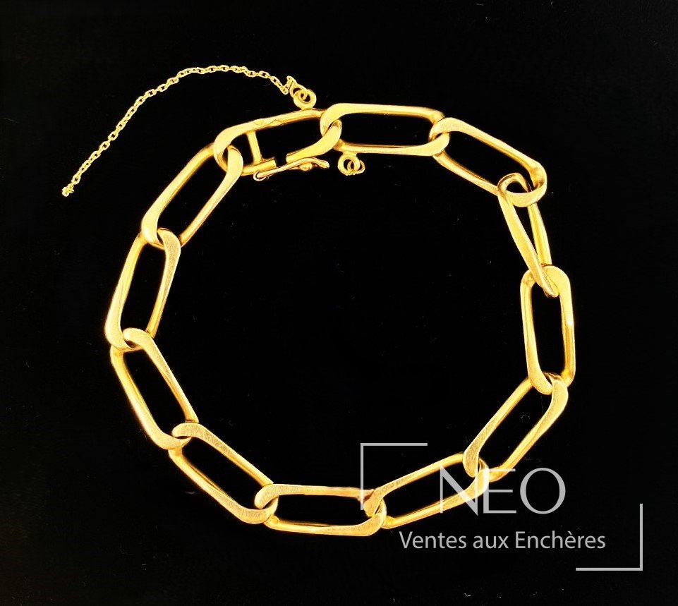 Bracelet en or jaune 18 carats à larges mailles gourmettes