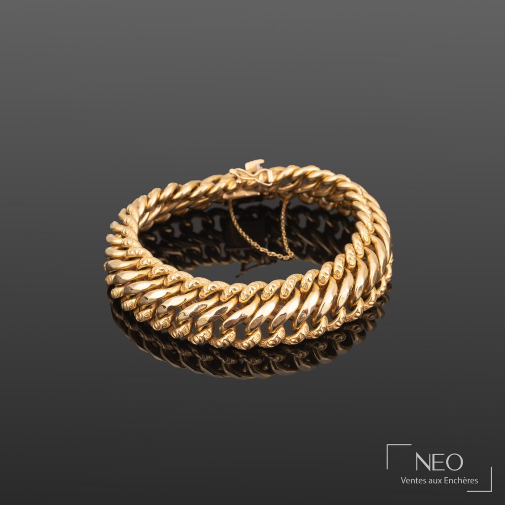 Bracelet en or jaune à maille américaine