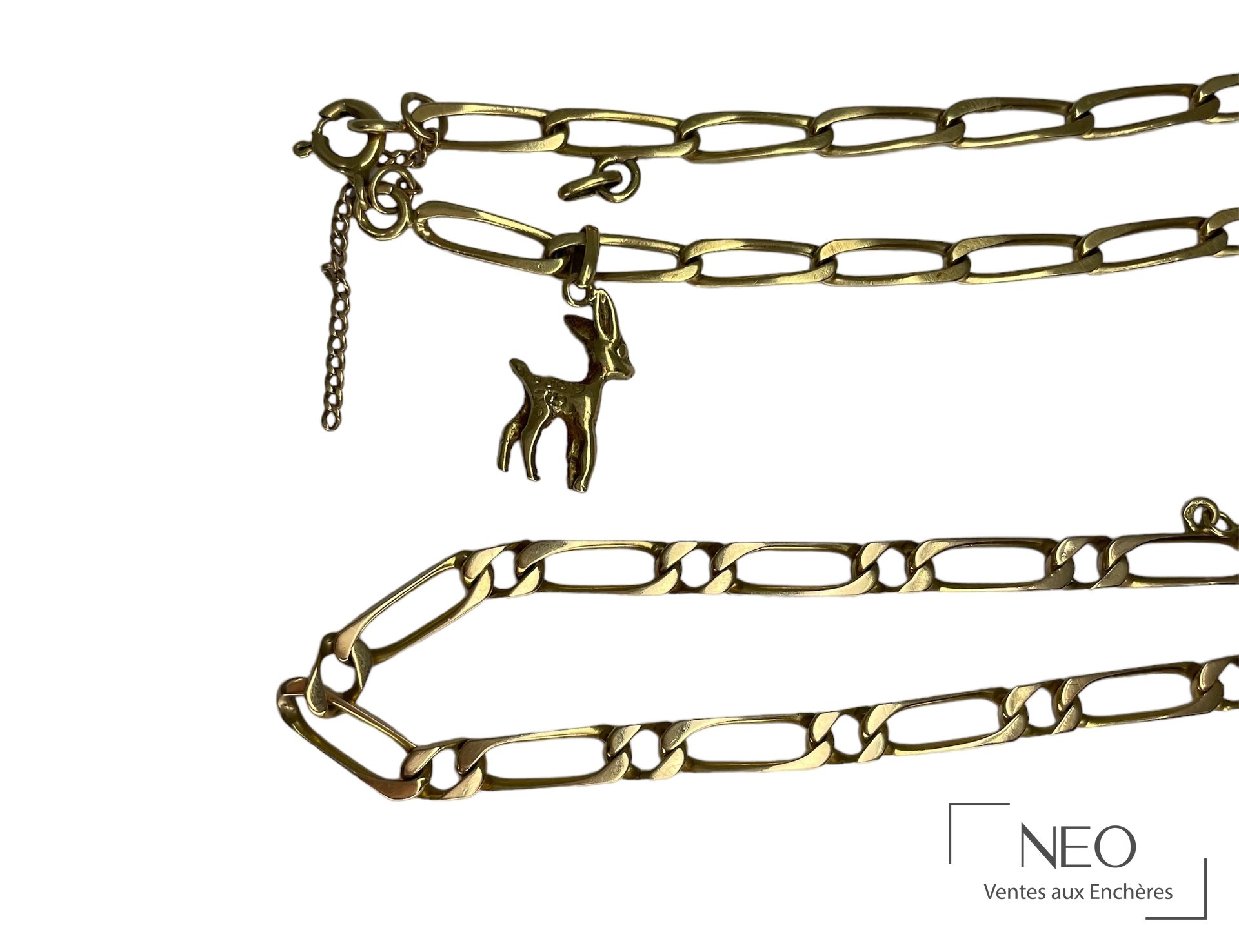 Deux bracelets en or jaune à mailles cheval