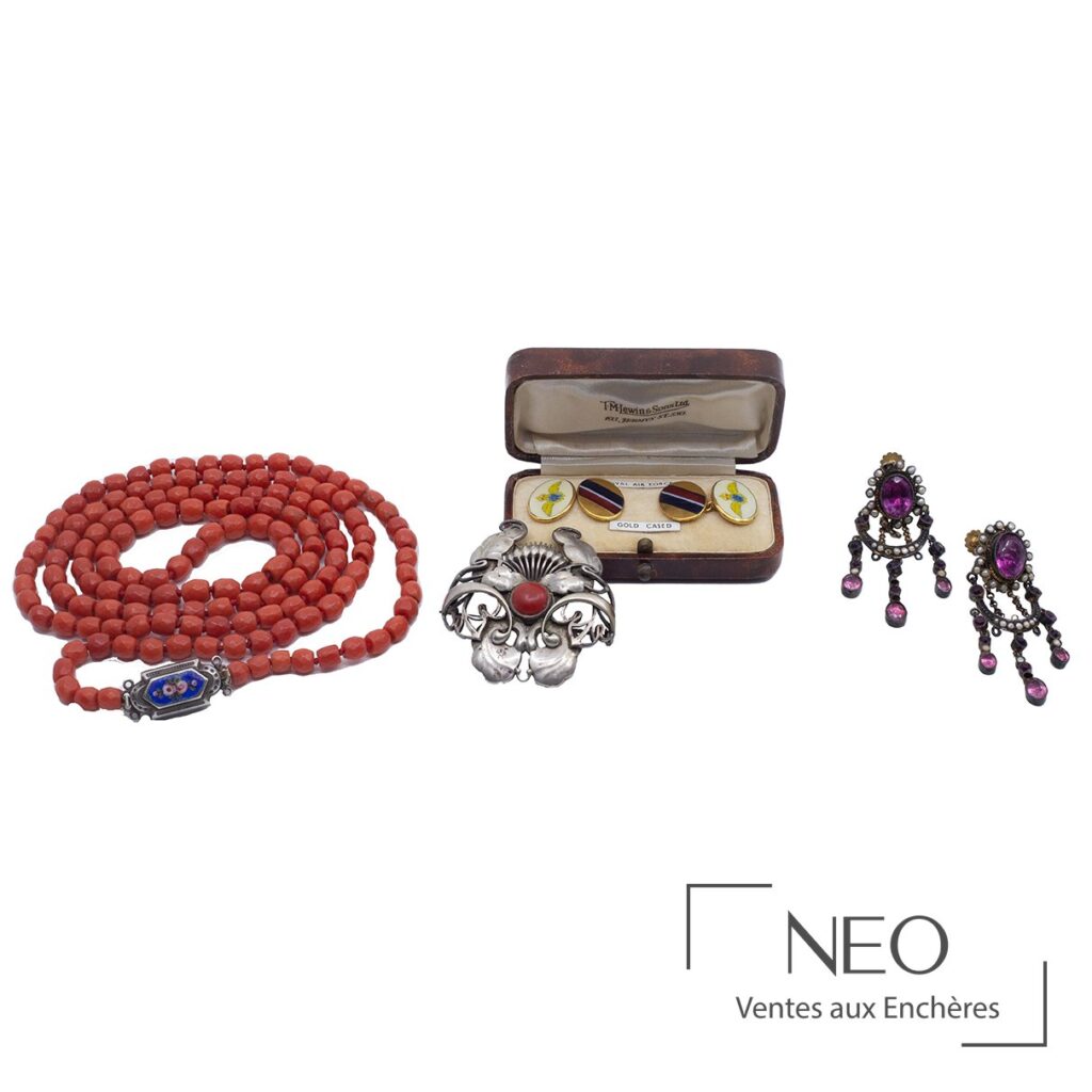 Ensemble de bijoux avec broche en argent