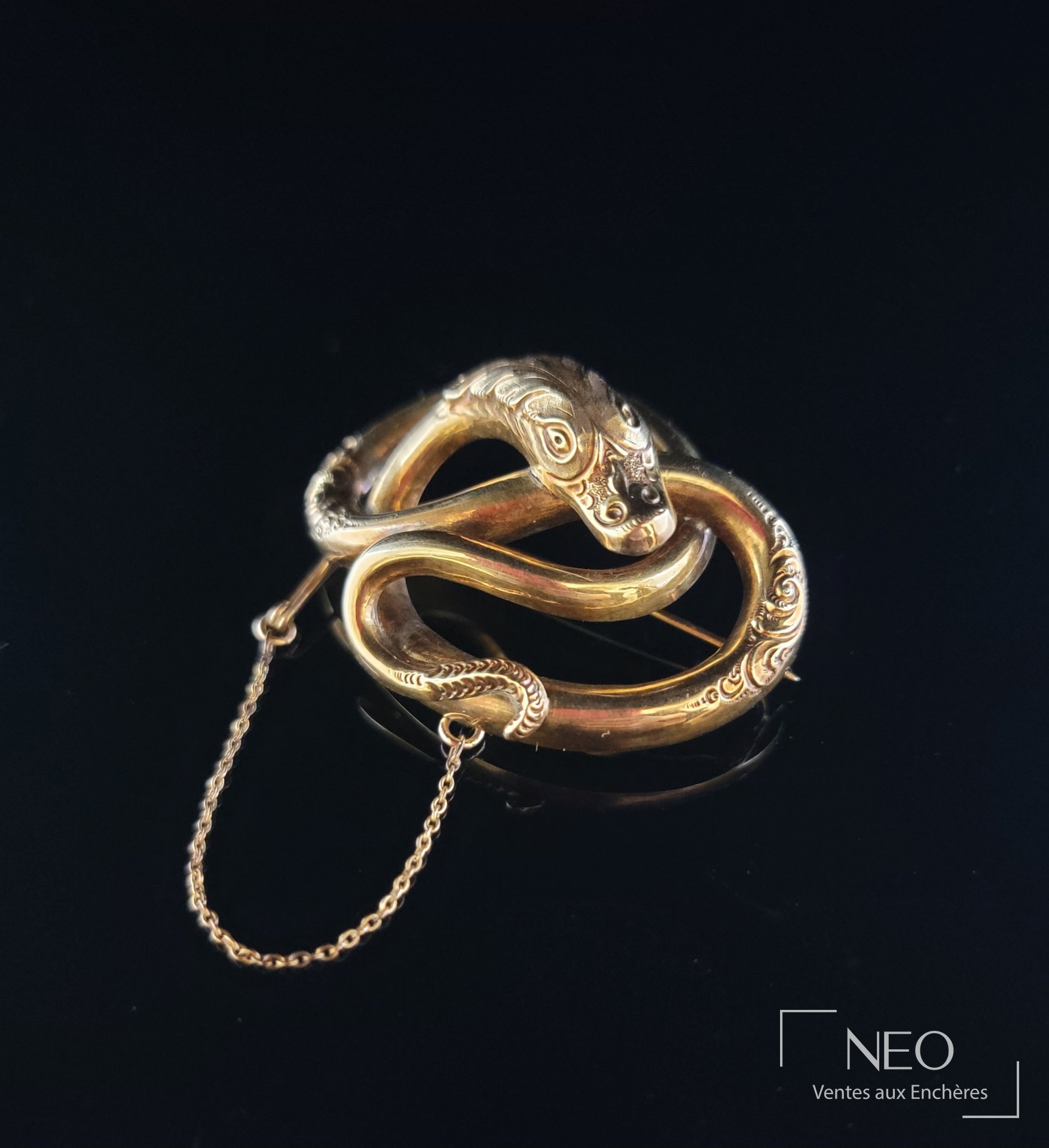 Broche serpent en or jaune 9 carats
