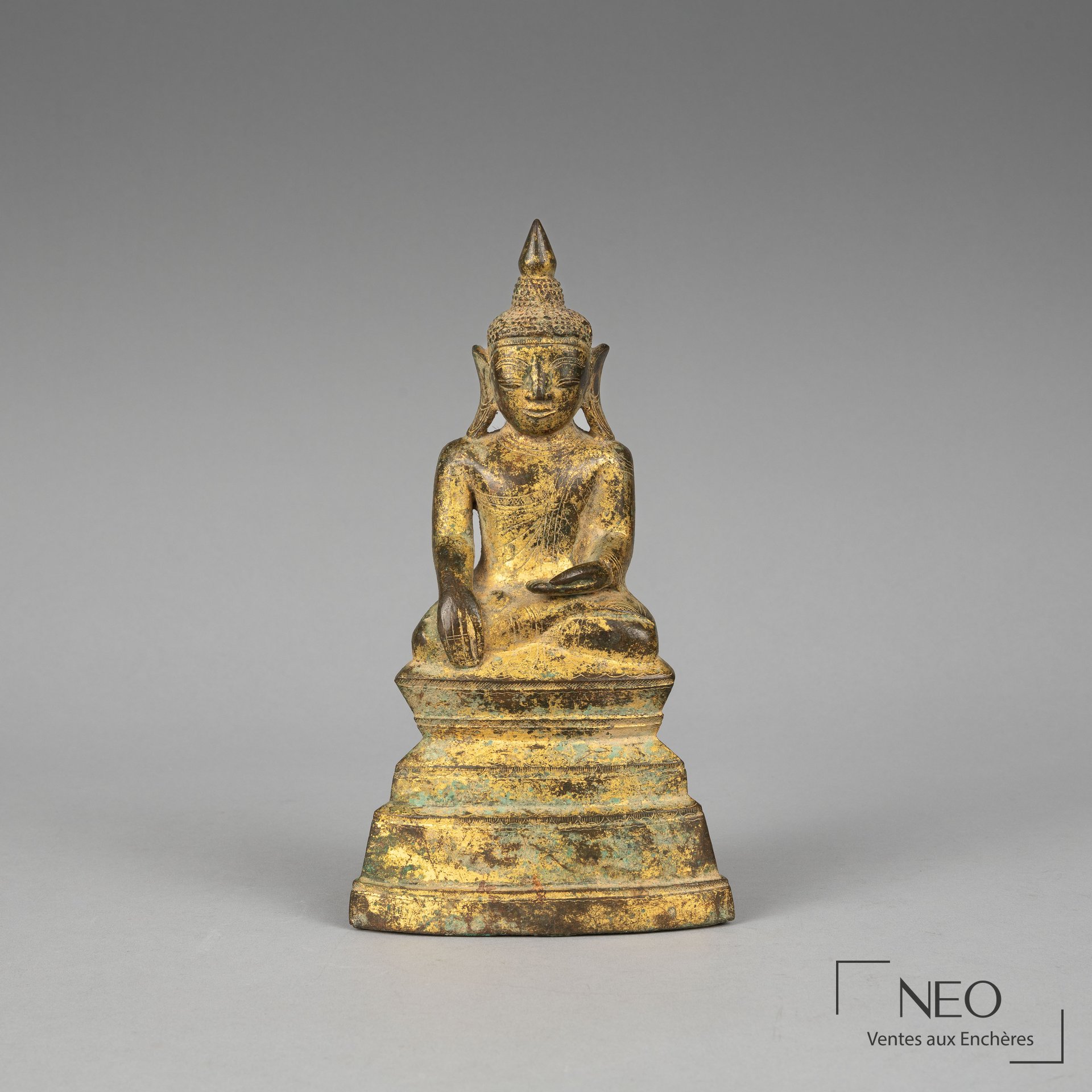 Buddha de Birmanie XIXe siècle en alliage de métal