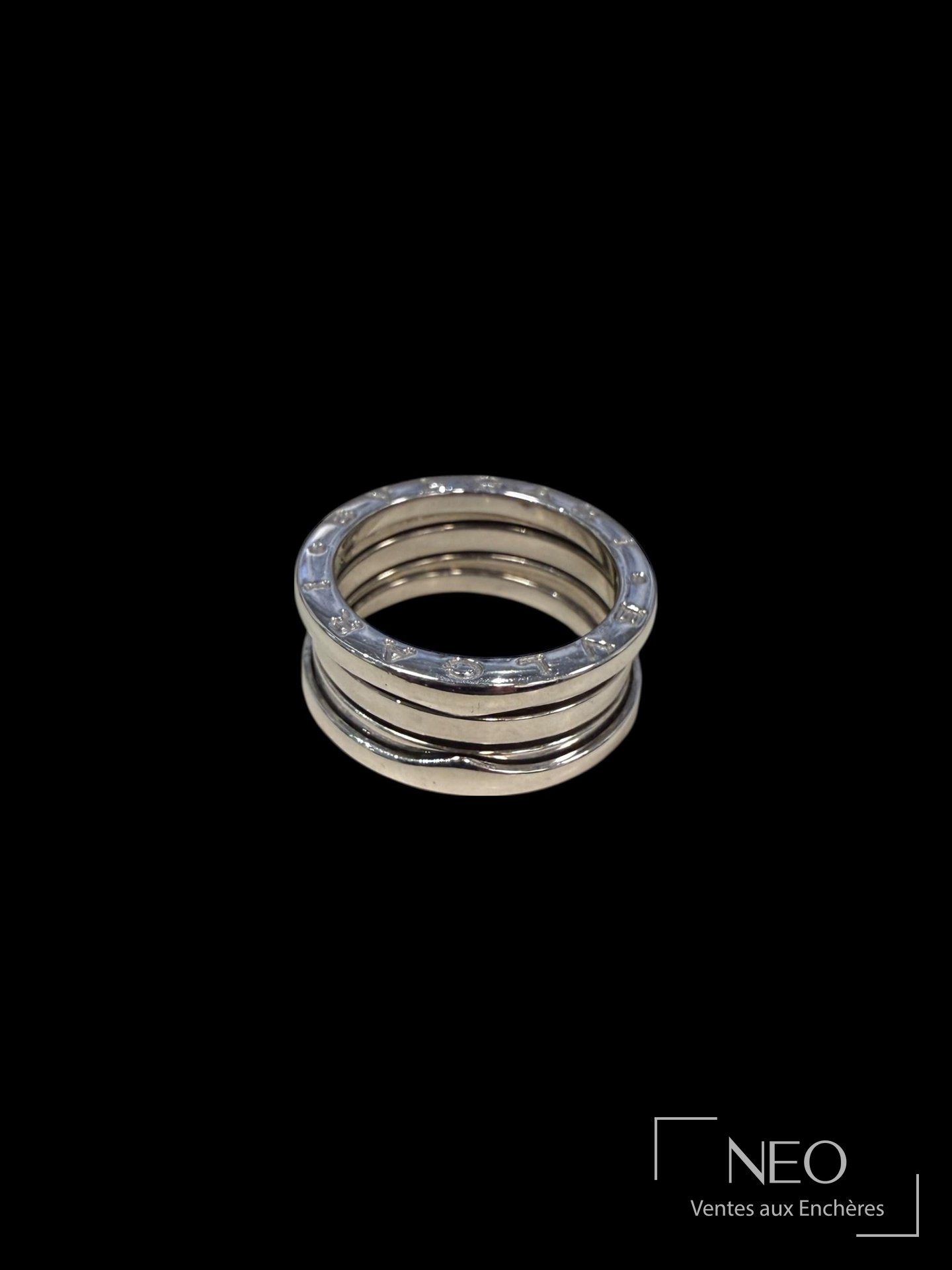 Bague Bulgari B.zero1 en or gris 18 carats vue de face