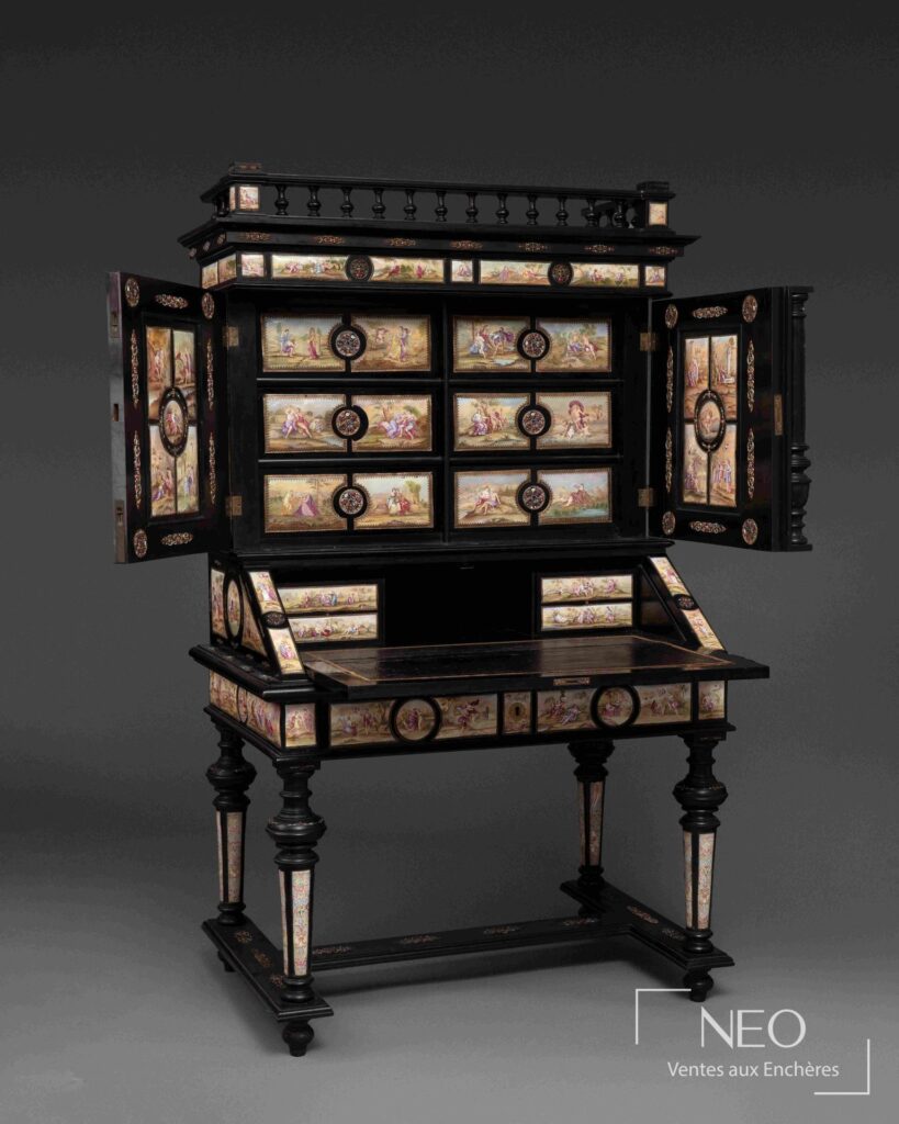 Cabinet scriban viennois en bois noirci
