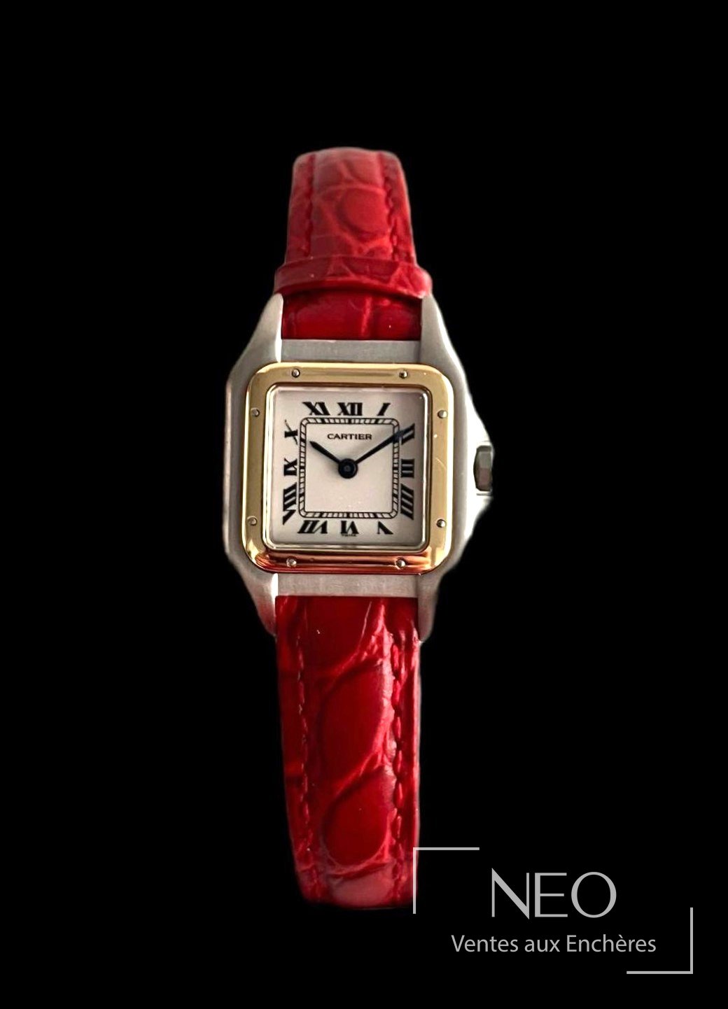 Montre Cartier Panthère mini de face