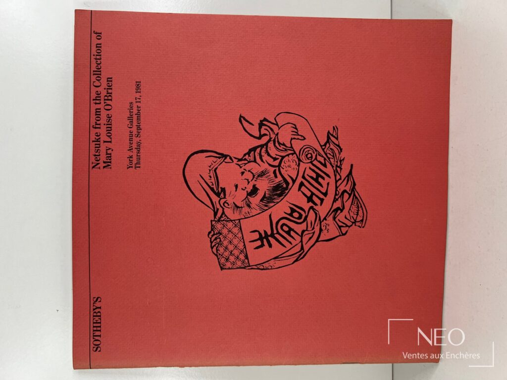 Couverture rouge du catalogue Sotheby’s consacré aux netsuke de Mary Louise O'Brien