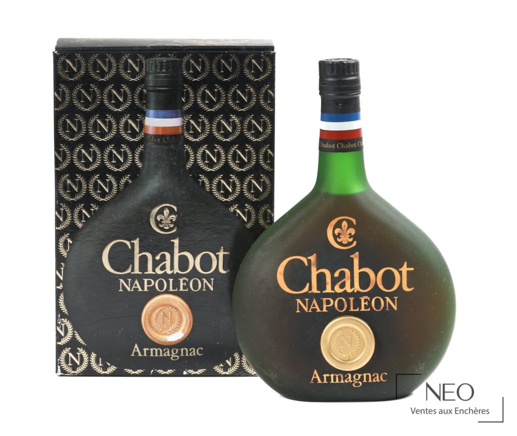 Bouteille d’Armagnac Chabot Napoléon avec sa boîte d’origine