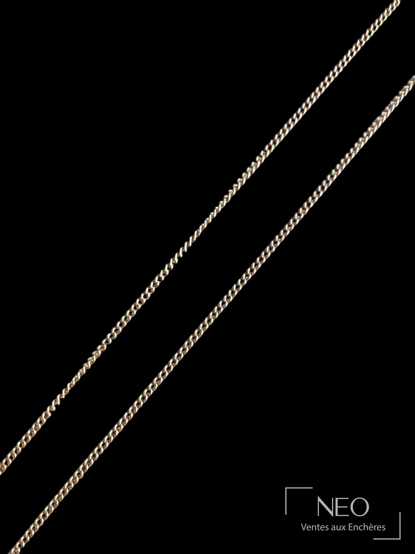Chaîne de cou en or jaune 18 carats à maille forçat