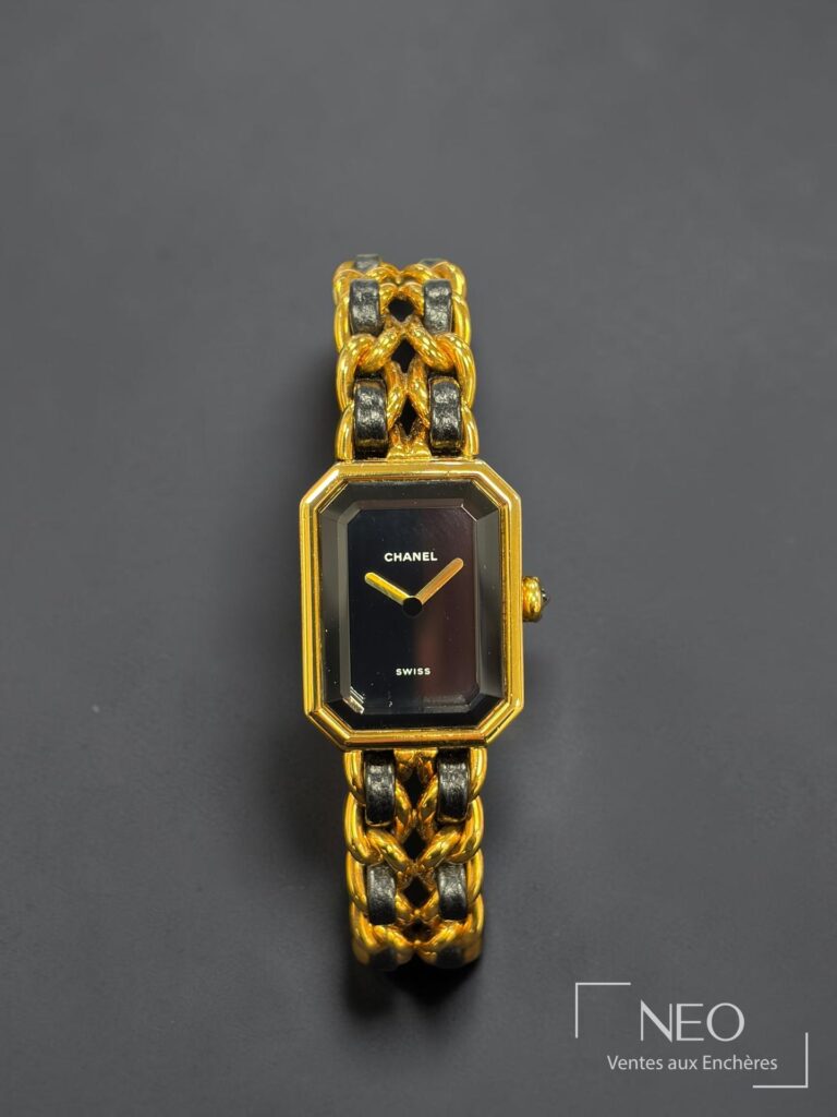 Montre CHANEL Première vue de face