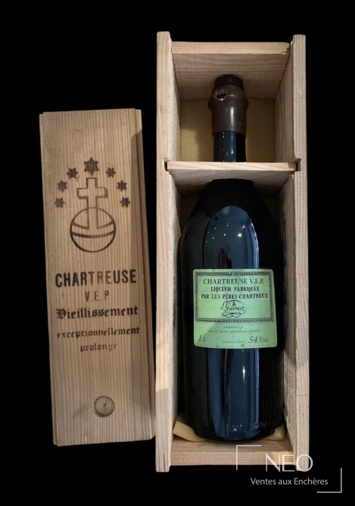 Bouteille Chartreuse Verte VEP dans son coffret bois d’origine