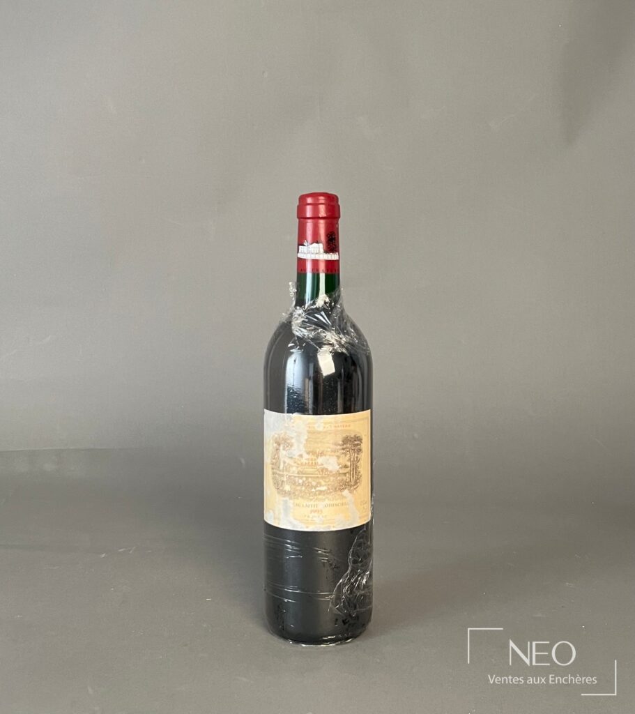 Bouteille de Château Lafite Rothschild 1993 vue de face