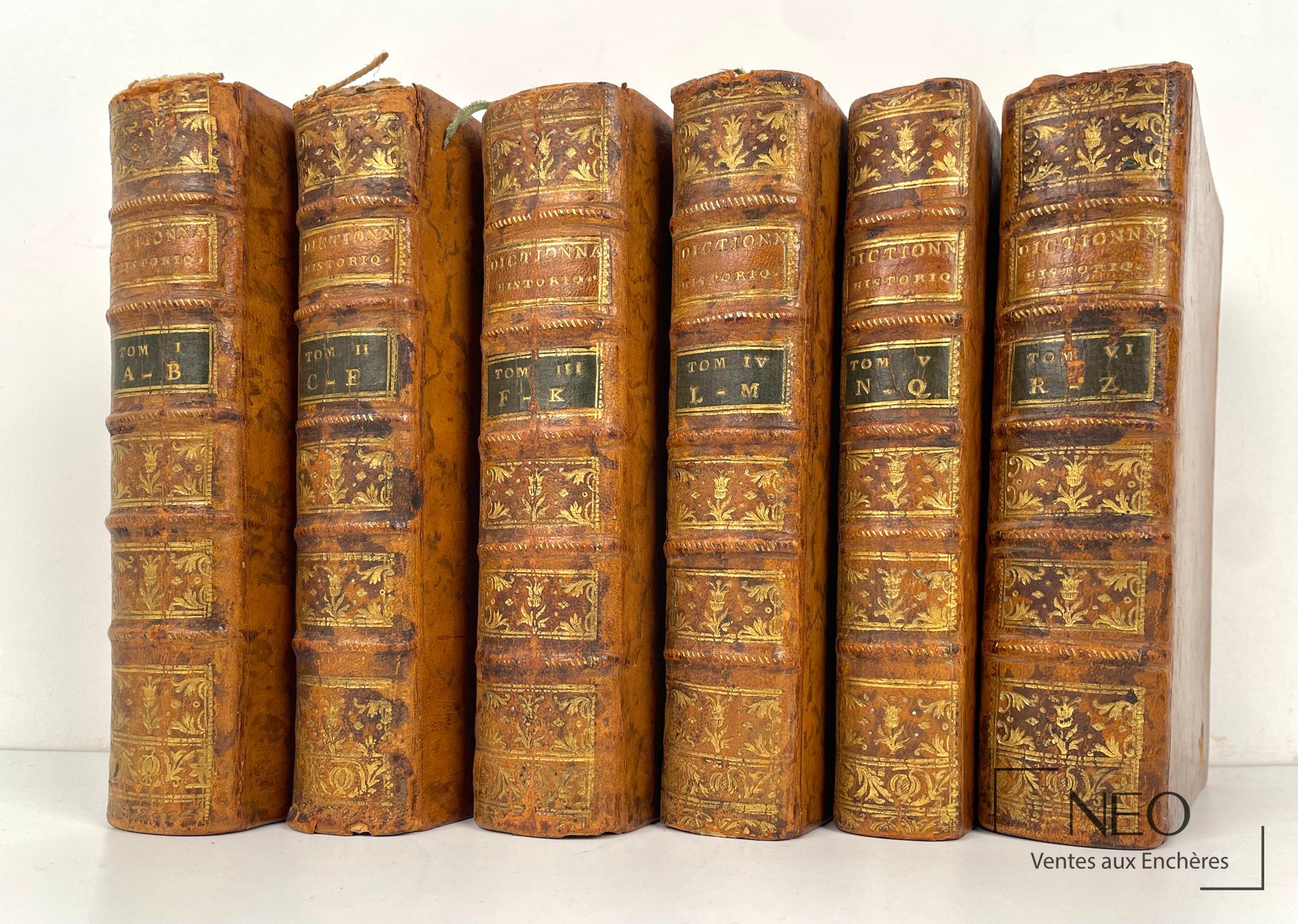 Six volumes reliés en veau ancien