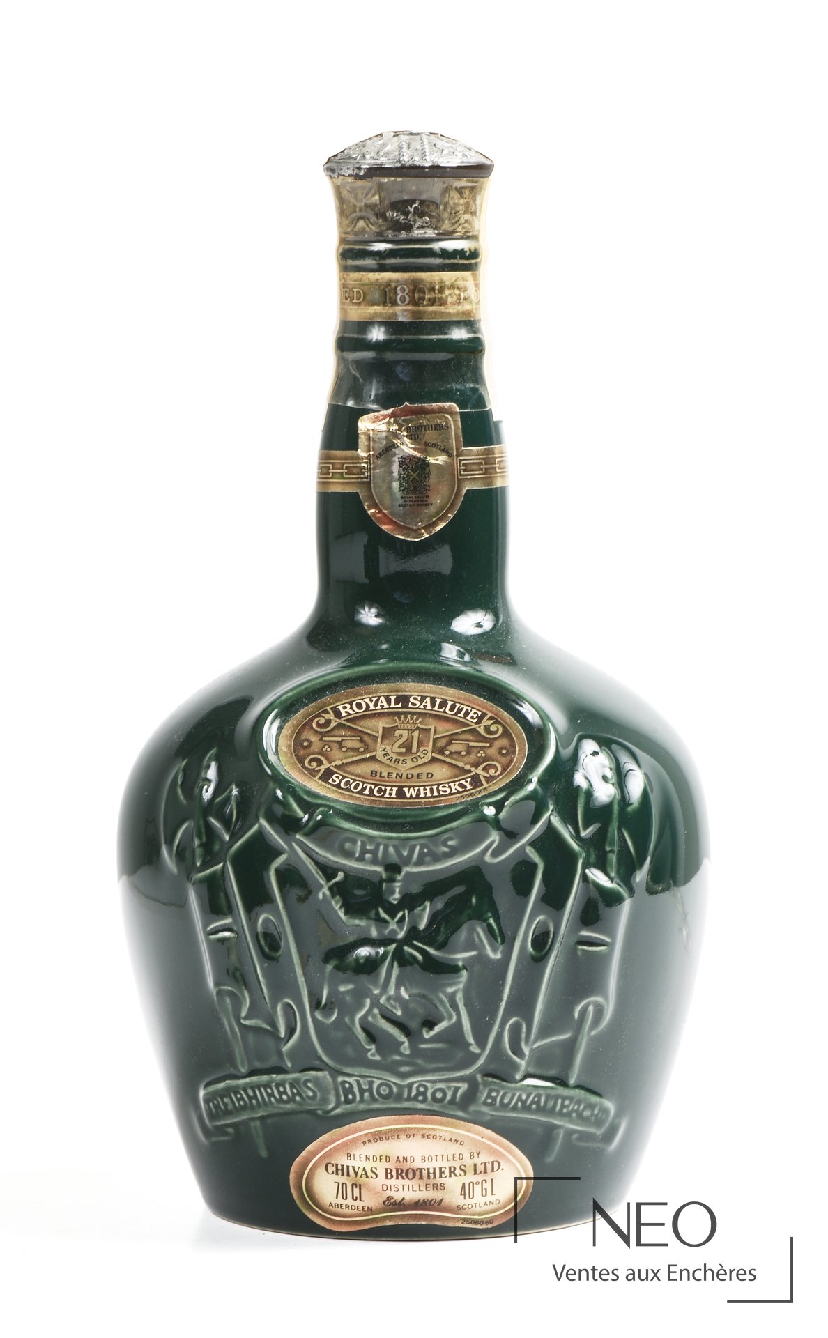Bouteille de whisky Chivas Royal Salute en céramique verte