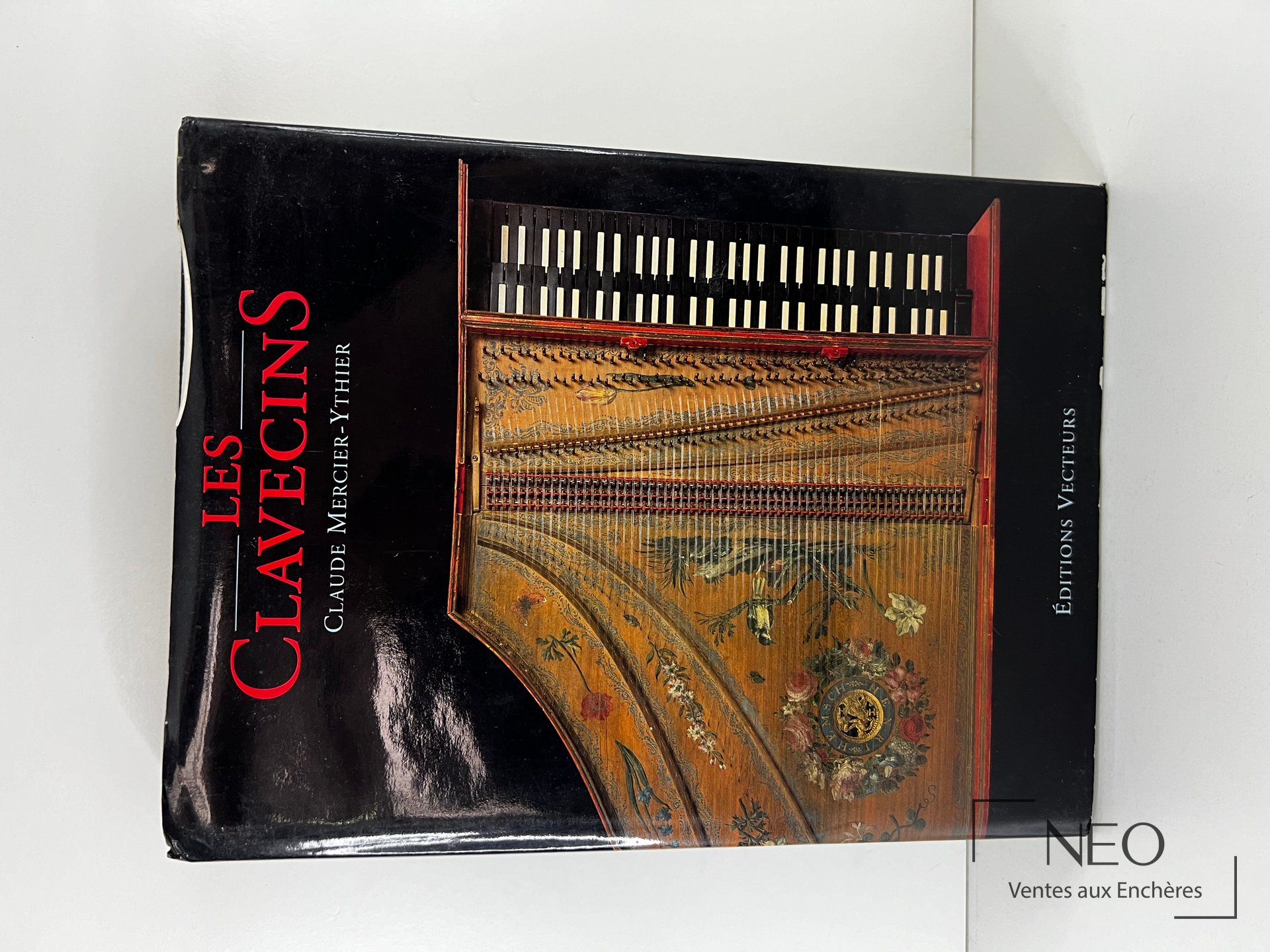 Couverture illustrée du livre Les clavecins de Claude Mercier-Ythier