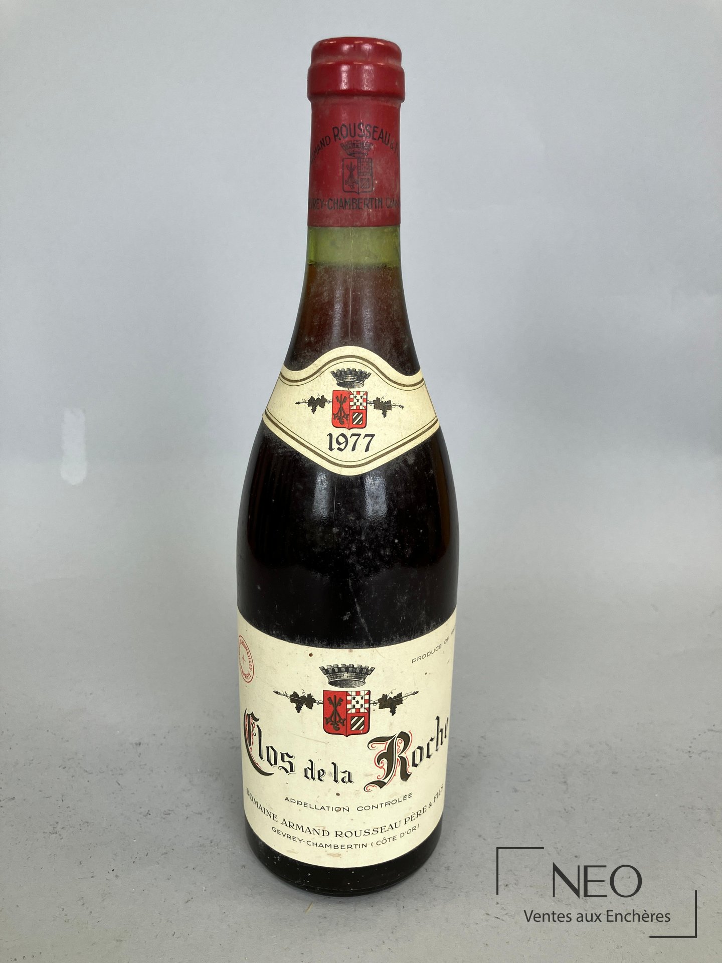 Bouteille de Clos de la Roche Grand Cru Domaine Armand Rousseau