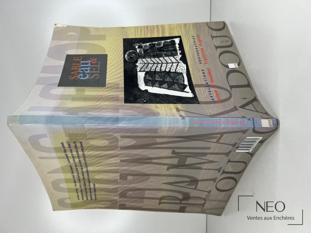 Couverture illustrée d'un ouvrage collectif de 1997