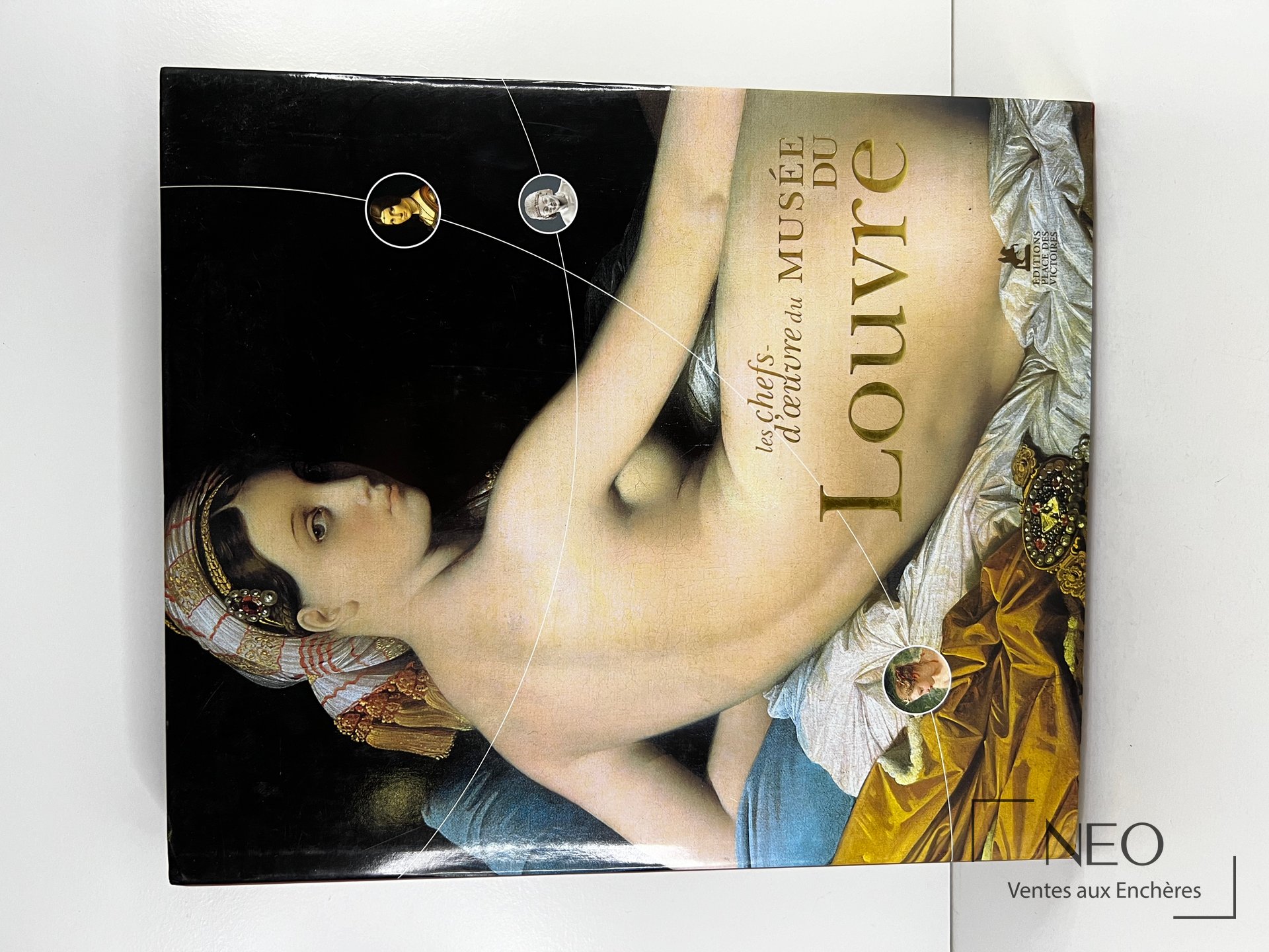 Couverture illustrée du livre Les Chefs-d'oeuvre du musée du Louvre