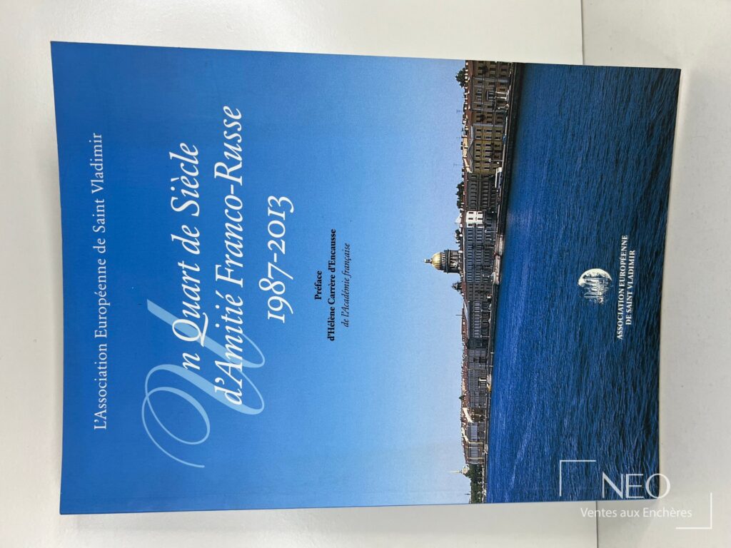 Couverture bleue d'un livre intitulé Un quart de Siècle d'Amitié Franco-Russe