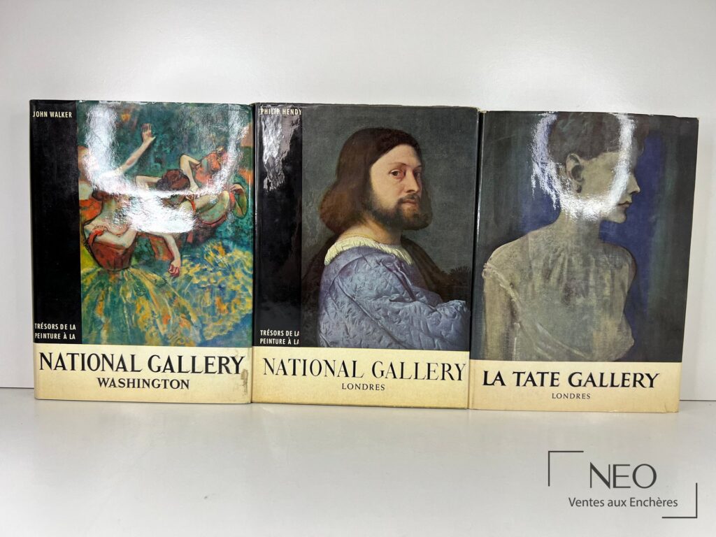 Trois volumes de Trésors de la peinture avec jaquettes illustrées