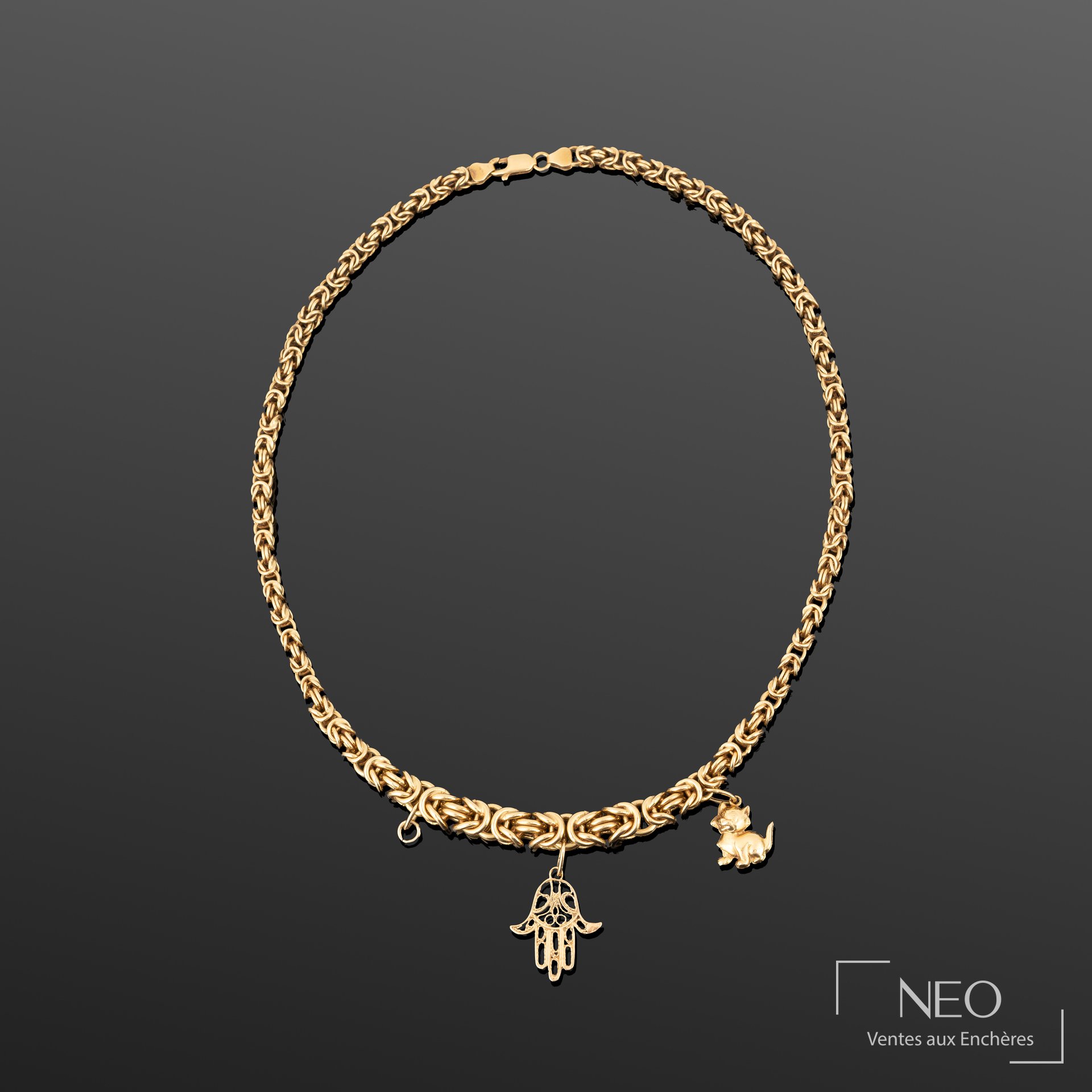 Collier en or jaune avec deux pendentifs