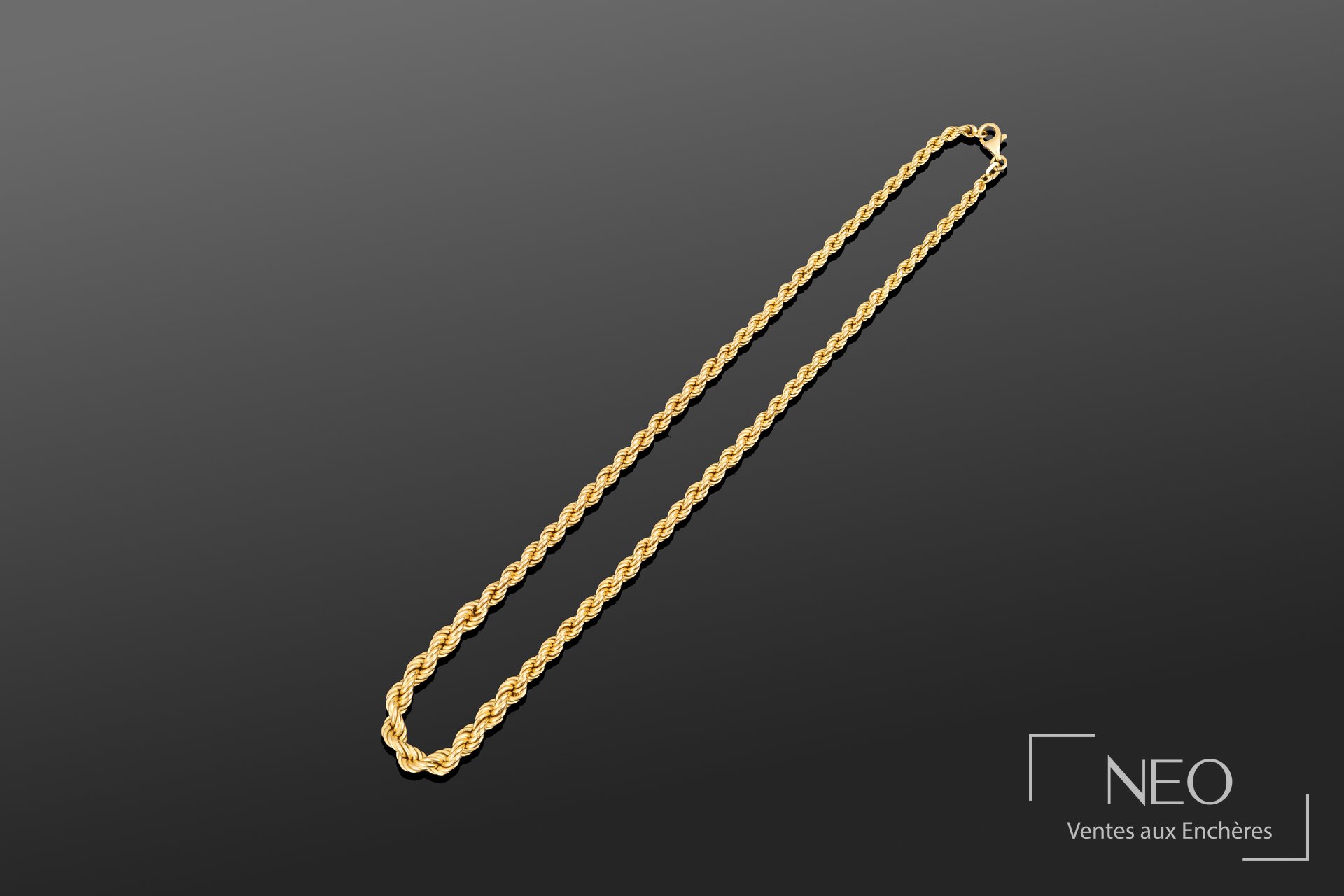 Collier en or jaune à maille torsadée