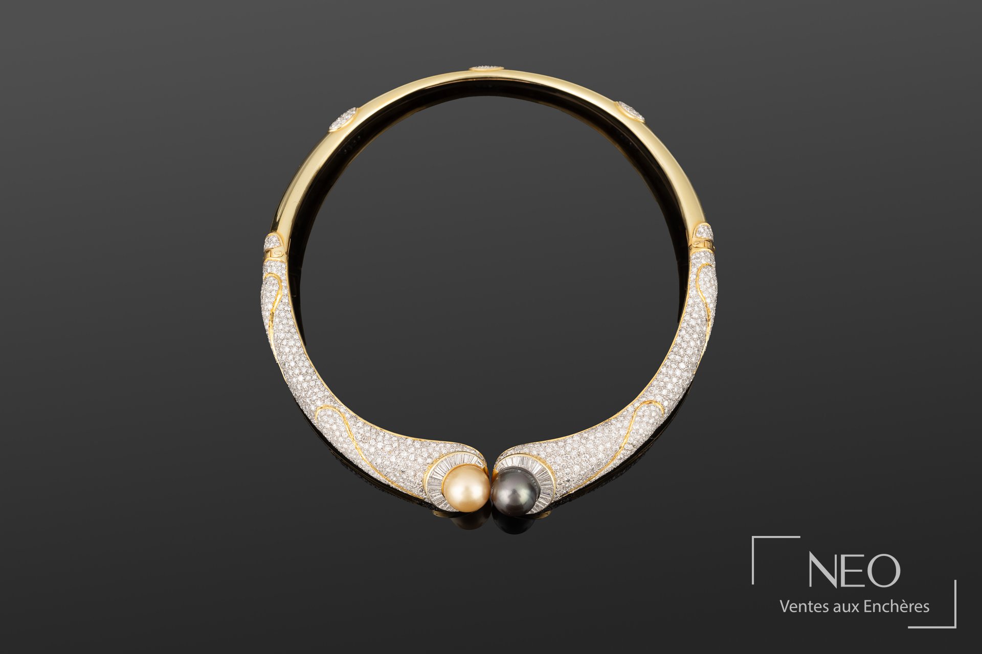 Collier torque articulé en or jaune