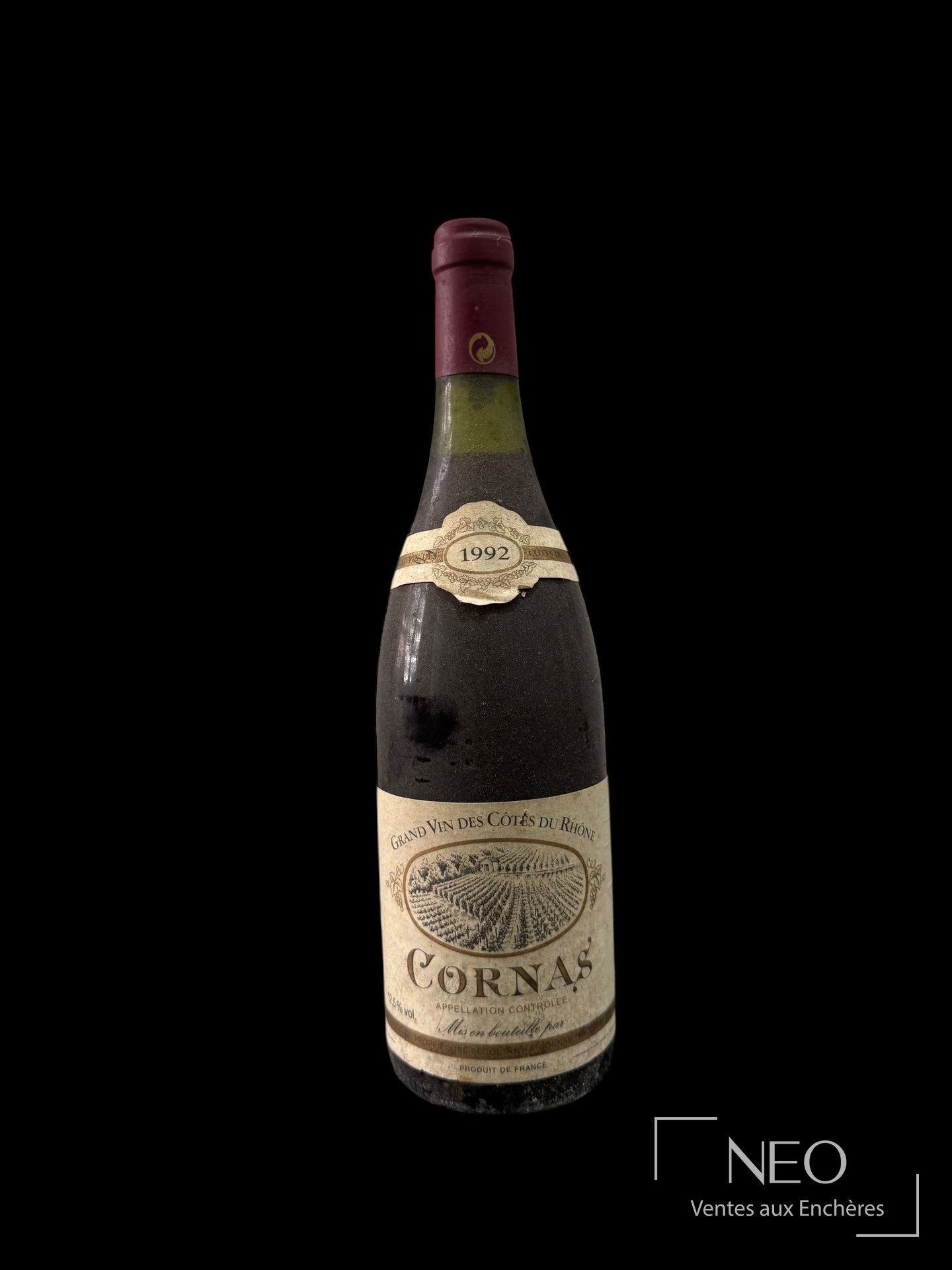 Bouteille de Cornas Noël Verset 1992 vue de face sur fond noir