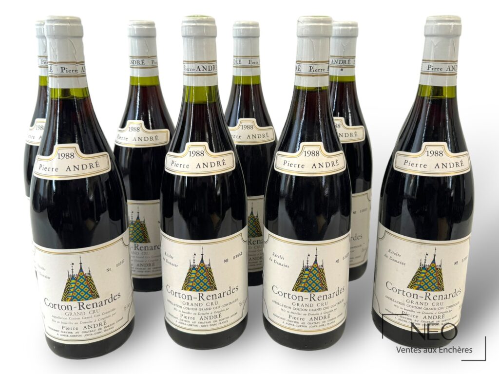 Neuf bouteilles de Corton Grand Cru Les Renardes