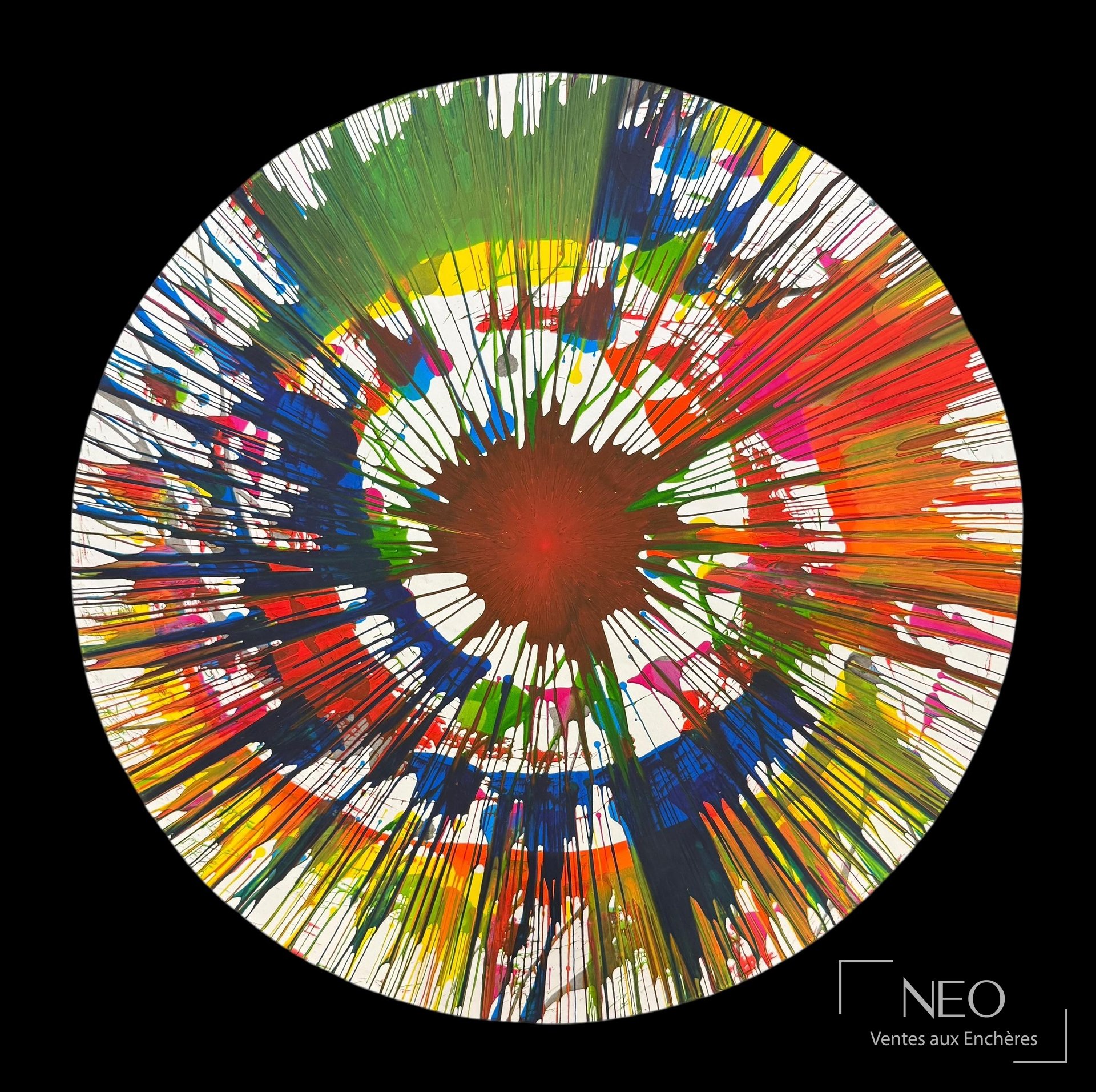 Composition circulaire multicolore de Damien Hirst sur fond noir
