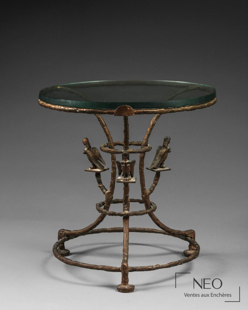 Guéridon aux harpies de Diego Giacometti