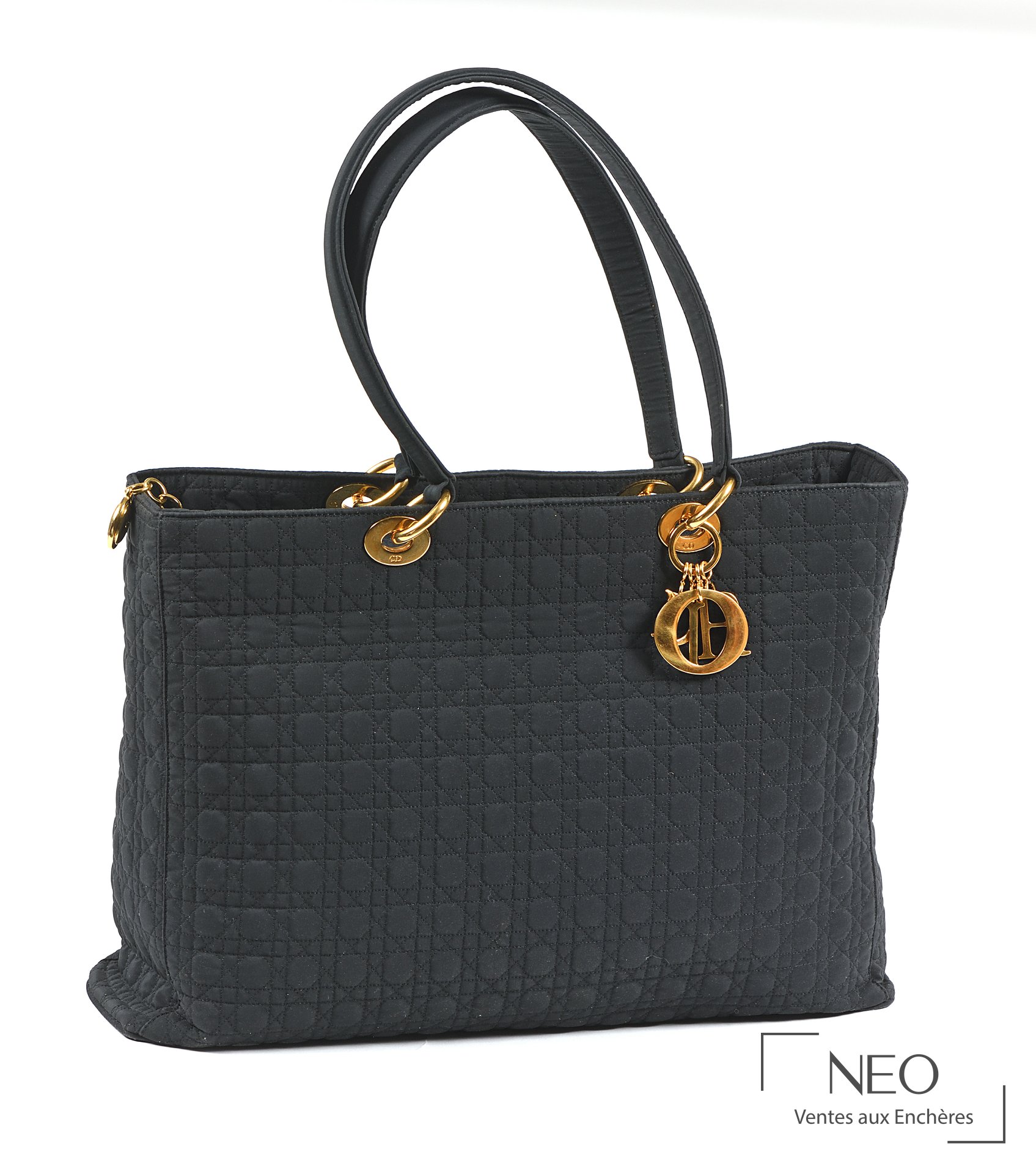 Dior Paris Sac Lady Dior en nylon noir tissé à effet cannage