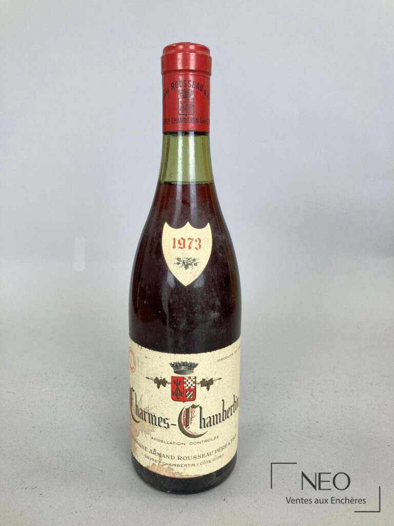 Bouteille de Charmes-Chambertin Grand Cru du Domaine Armand Rousseau