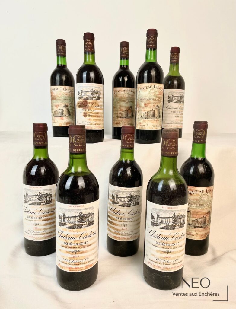 Ensemble de dix bouteilles de vin