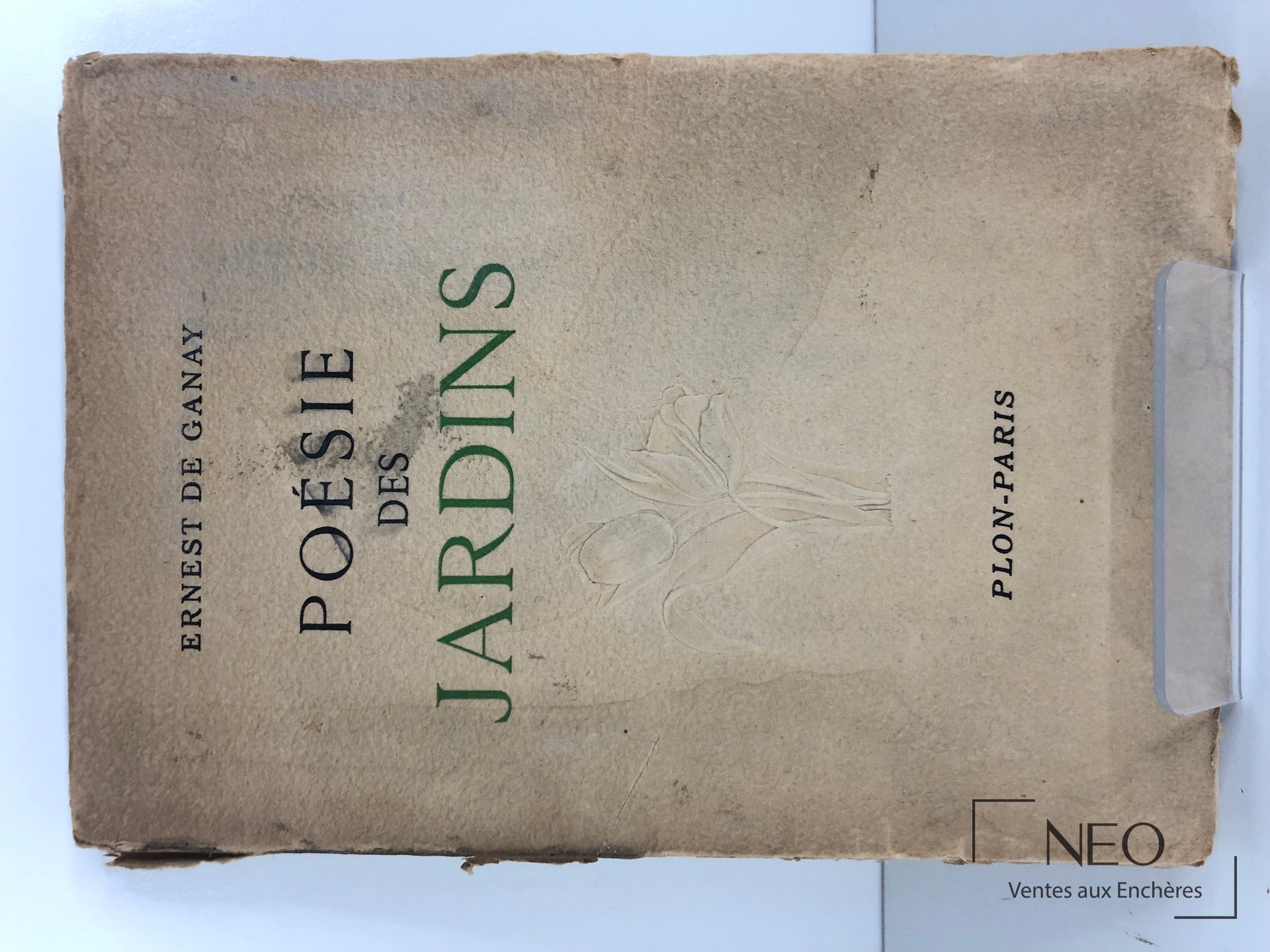 Couverture brunie de Poésie des jardins d’Ernest de Ganay
